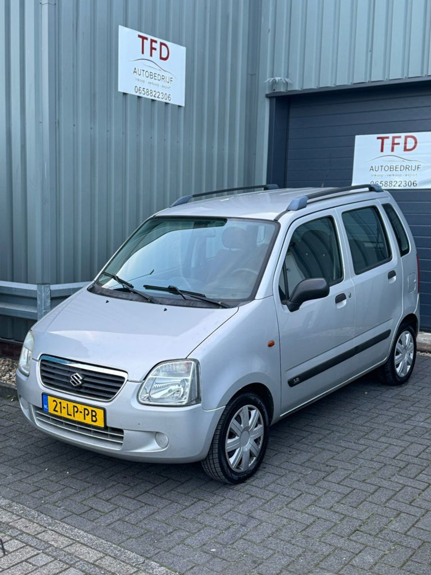 Foto van Suzuki Wagon R