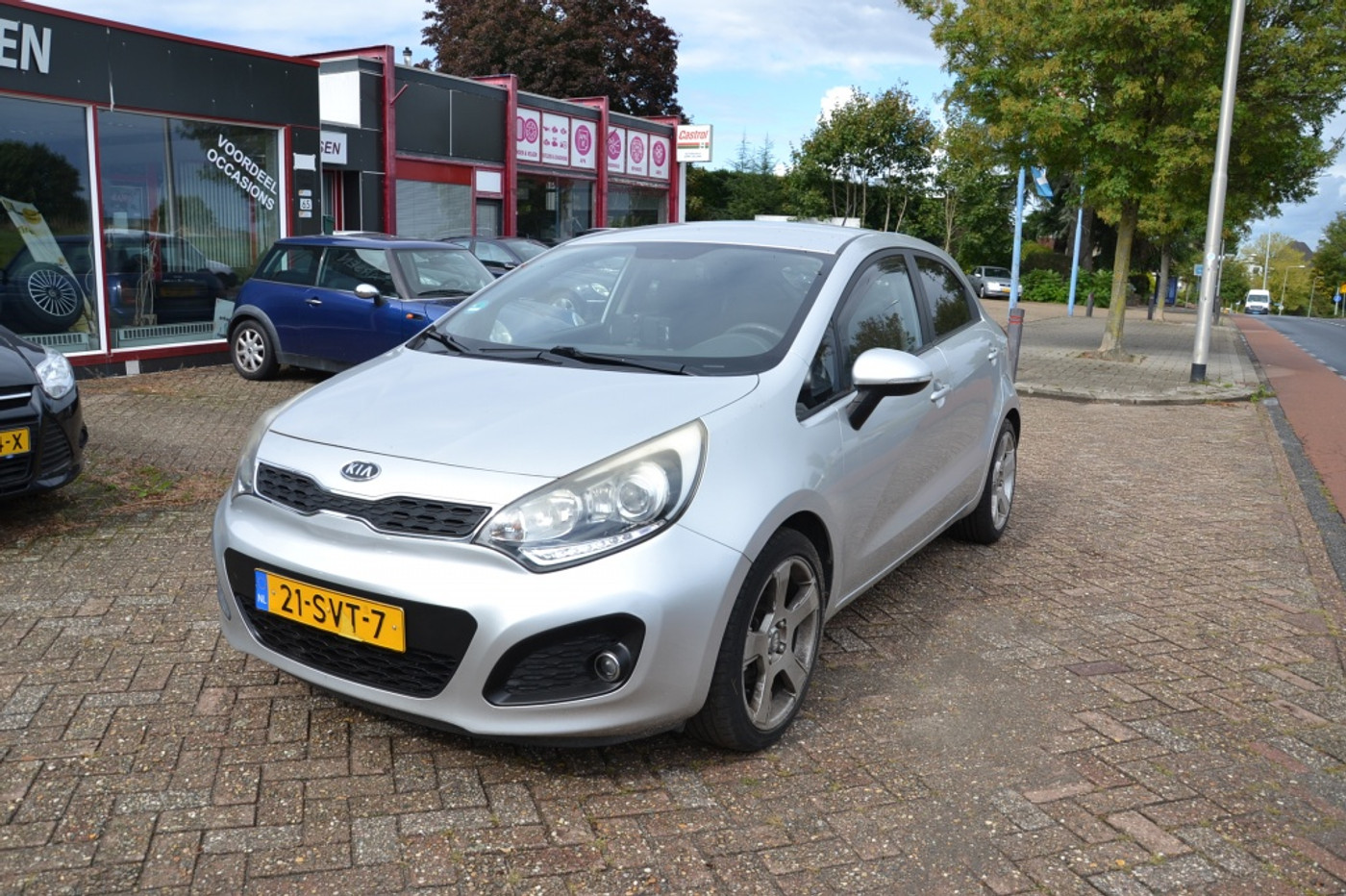 Kia Rio 1.2 CVVT Plus Pack 2011 - voorkant