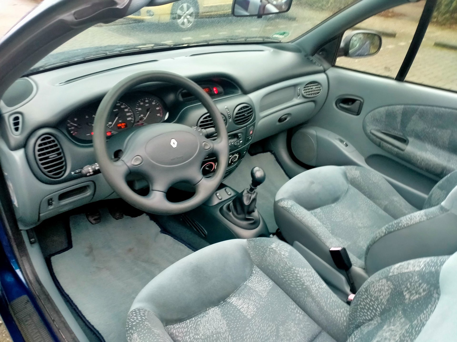 Foto van Renault Megane Cabriolet