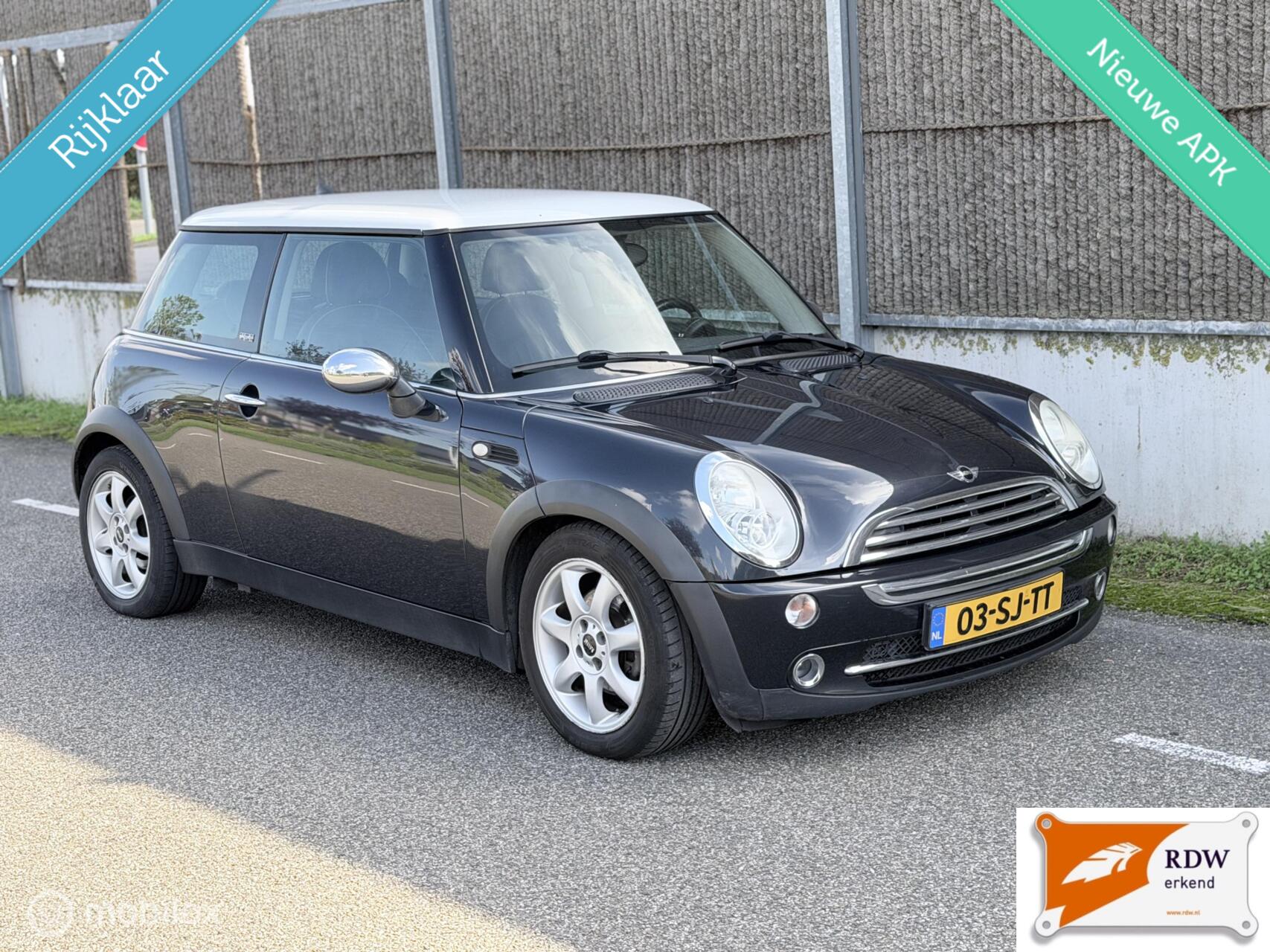 Mini Mini Cooper 1.6 Cooper Park Lane *Leder*Cruise*NAP*! 2006 - voorkant