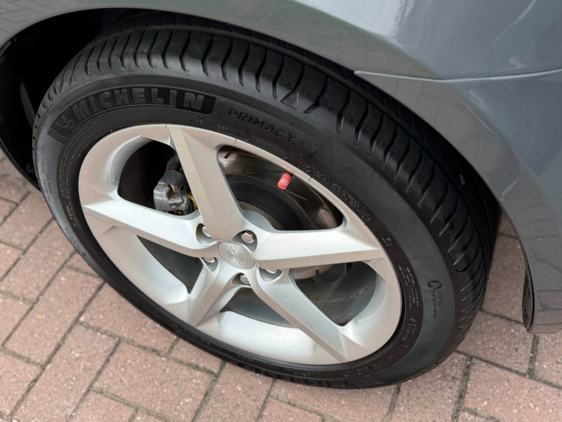 Foto van Opel GT