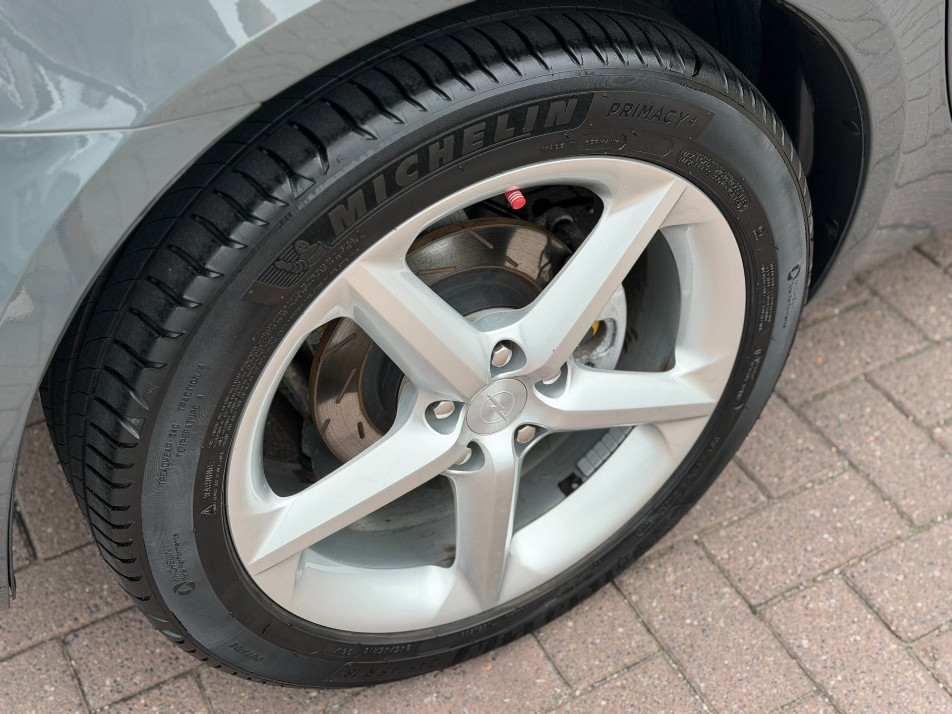 Foto van Opel GT