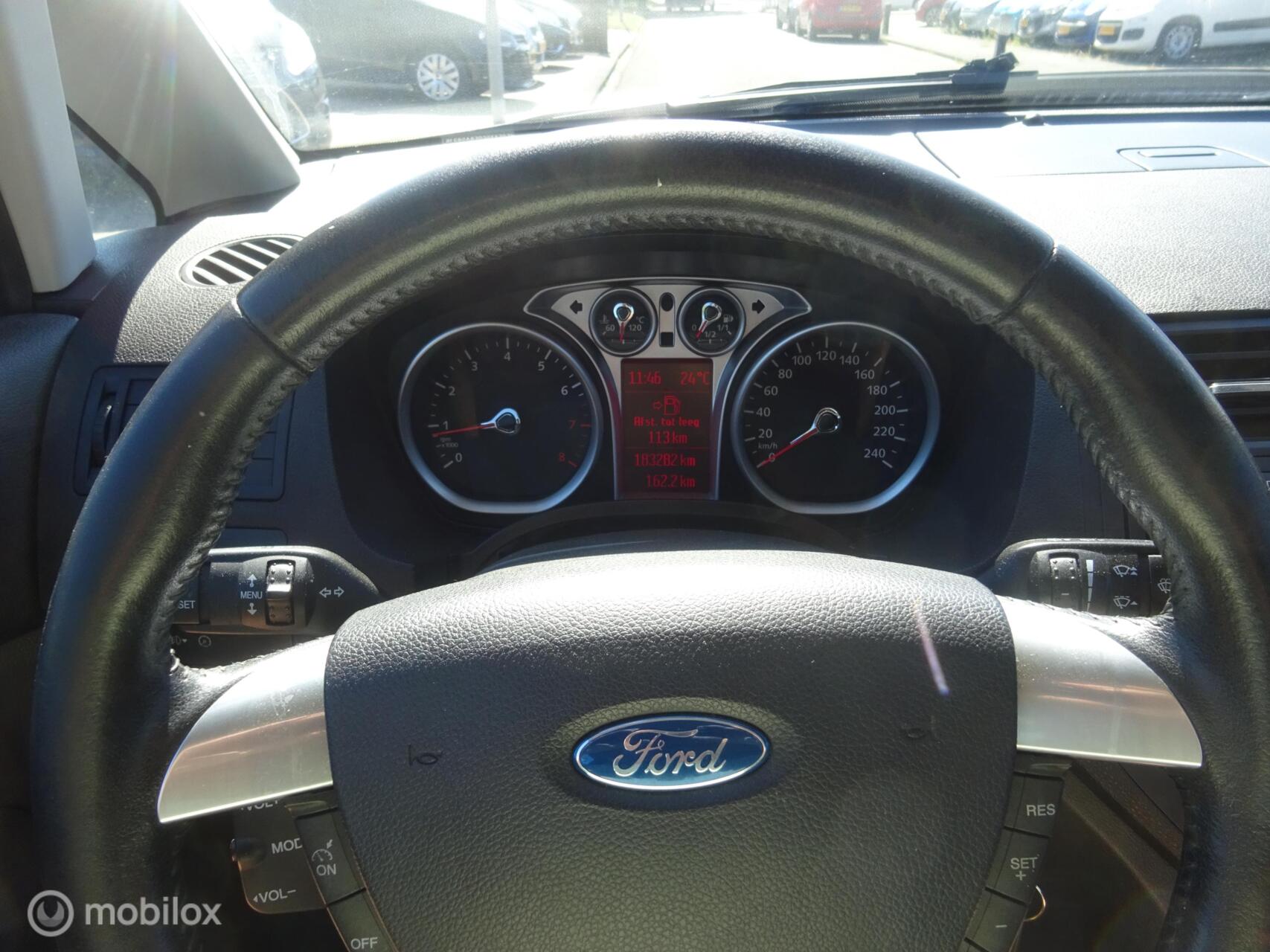Foto van Ford C-max