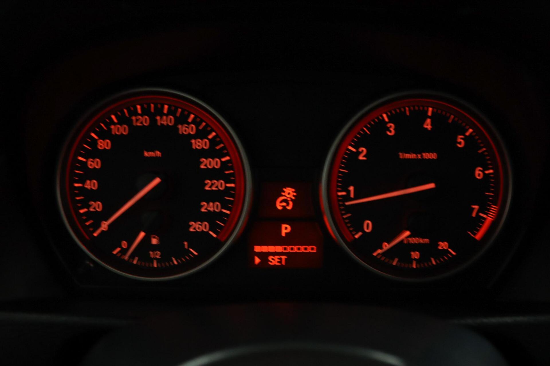 Foto van BMW X1 xDrive 28i