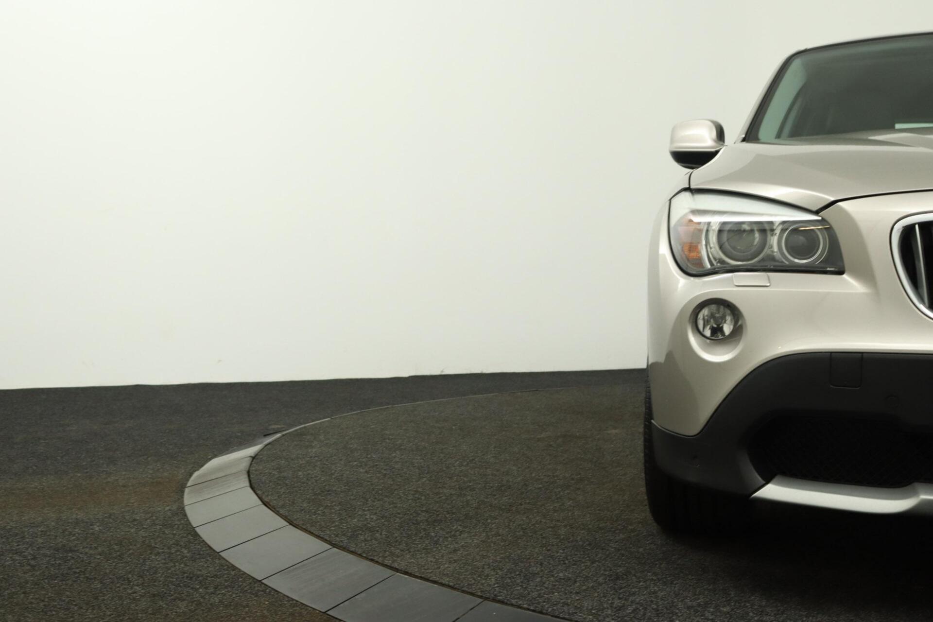 Foto van BMW X1 xDrive 28i
