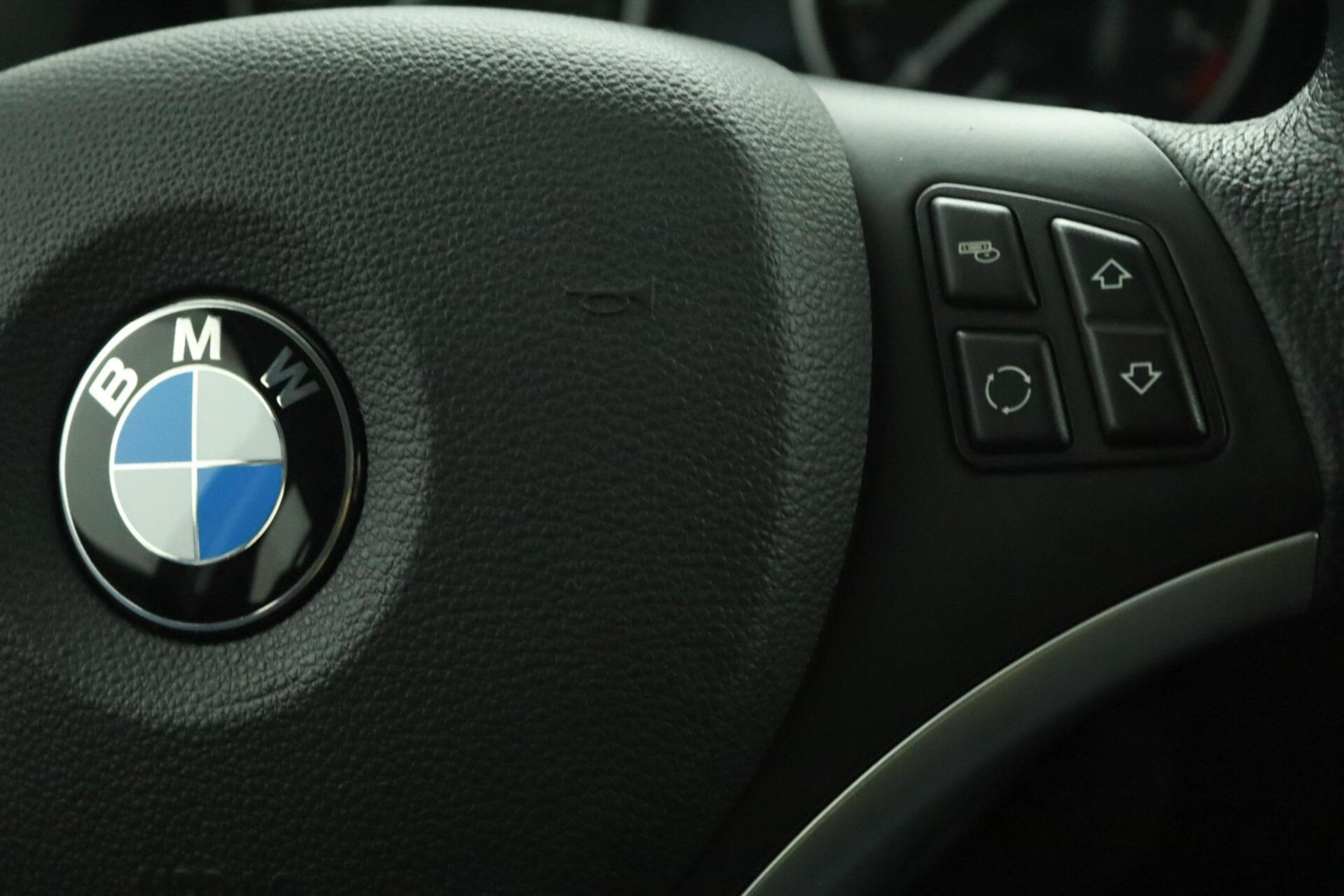 Foto van BMW X1 xDrive 28i