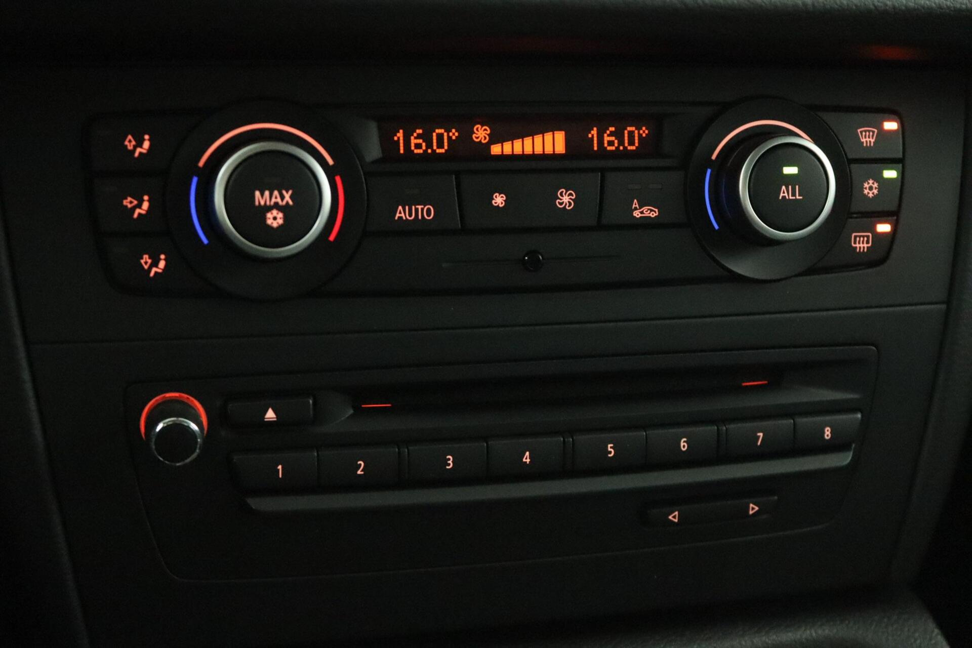 Foto van BMW X1 xDrive 28i