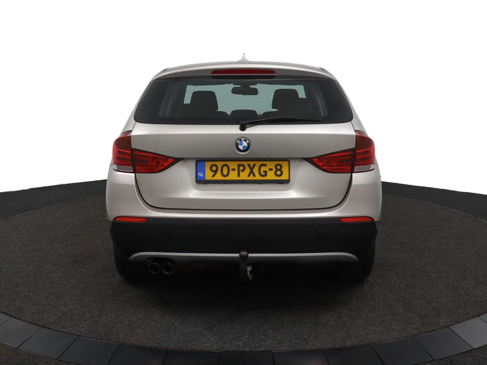 Foto van BMW X1 xDrive 28i