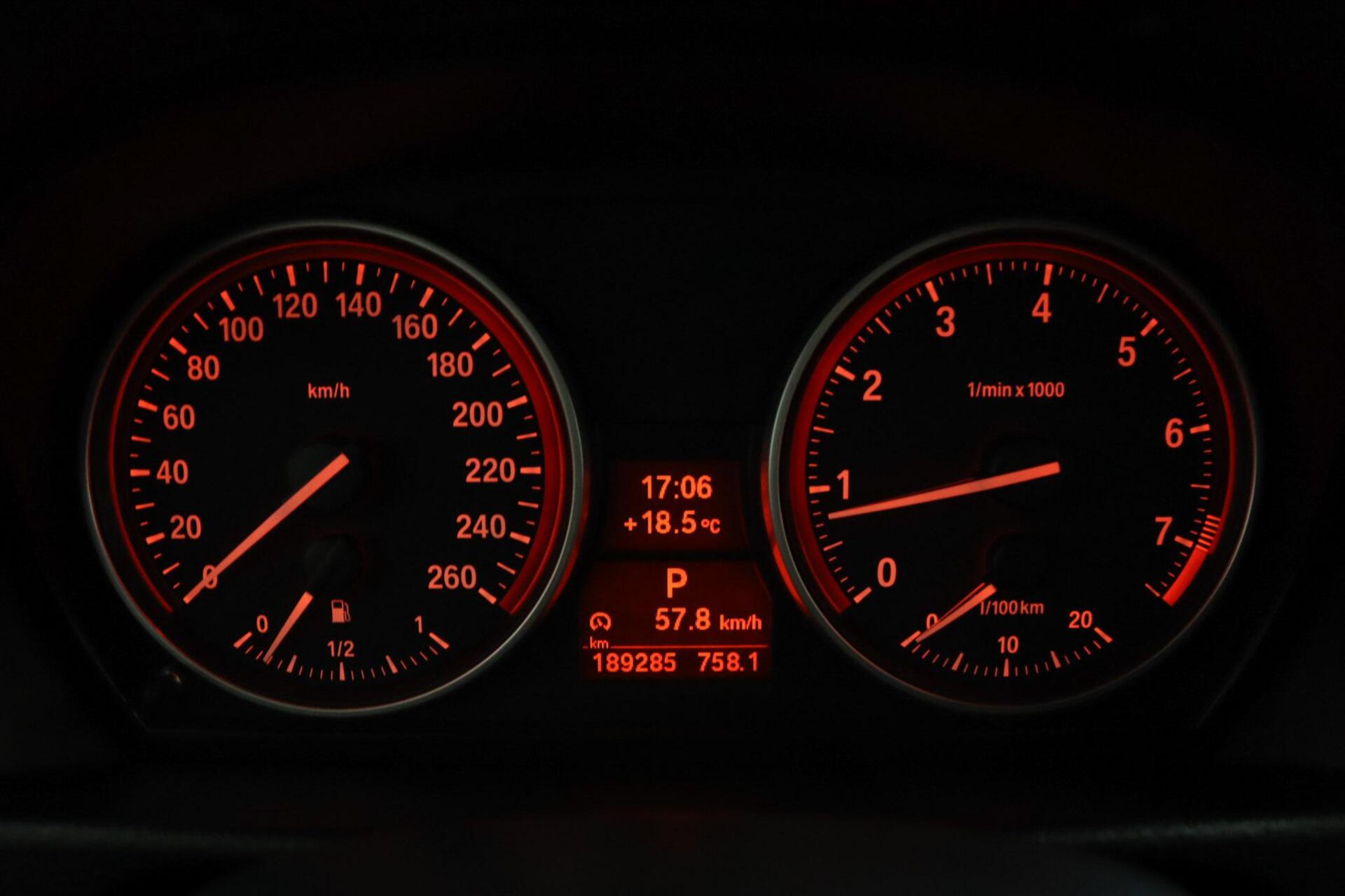 Foto van BMW X1 xDrive 28i