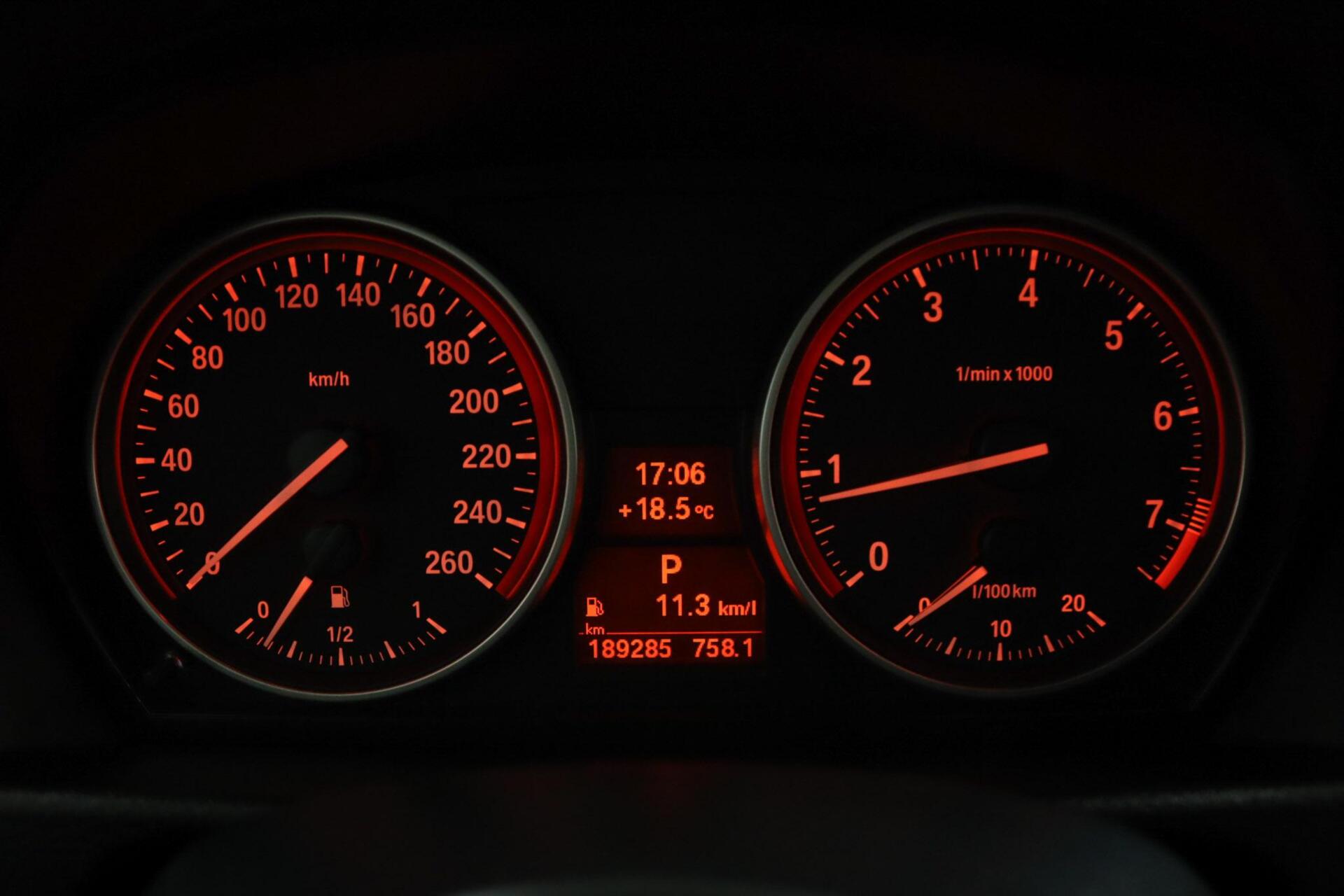 Foto van BMW X1 xDrive 28i
