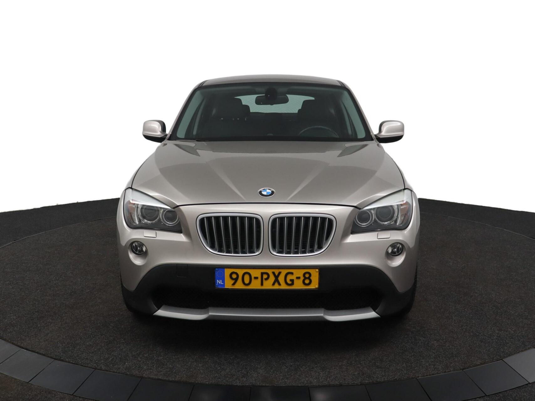 Foto van BMW X1 xDrive 28i