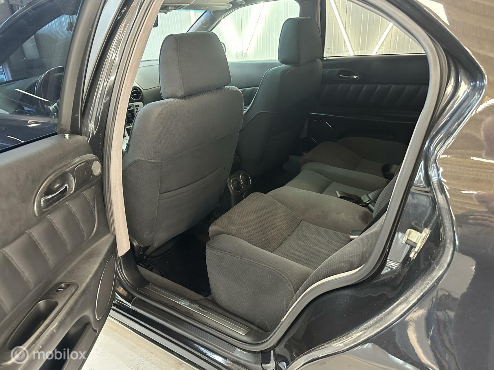 Foto van Alfa Romeo 166