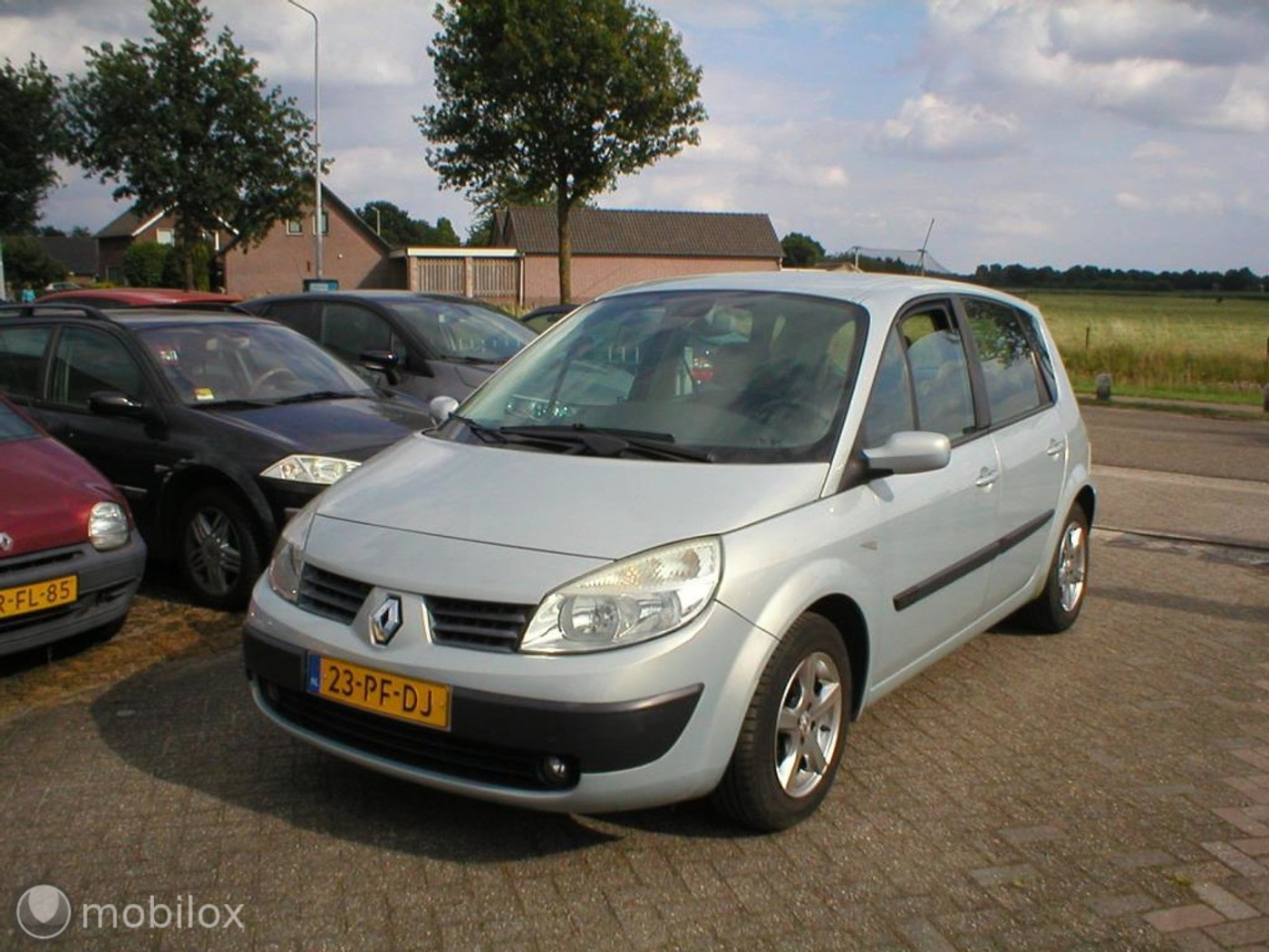 Renault Scenic 1.6-16V Dynamique Comfort 2004 - voorkant