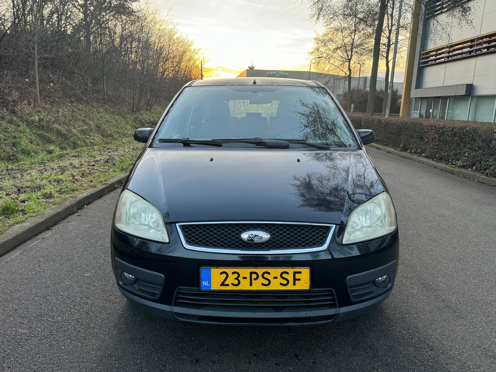 Foto van Ford Focus C-max