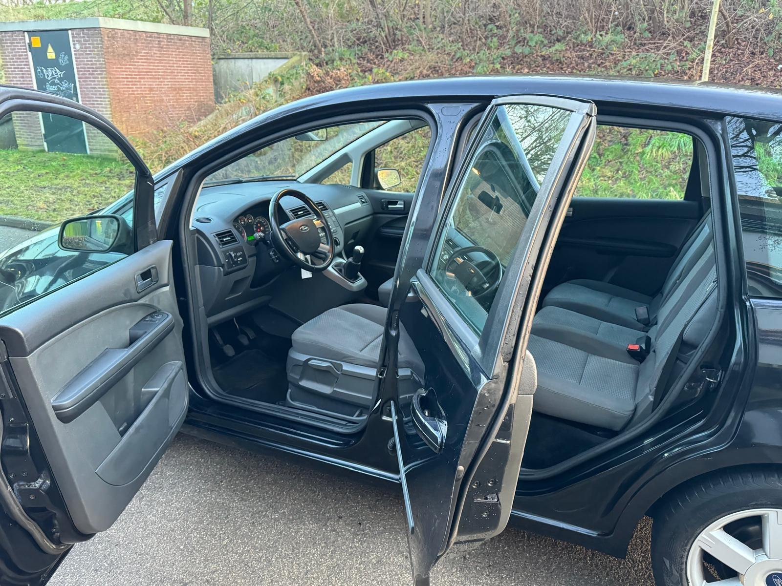 Foto van Ford Focus C-max