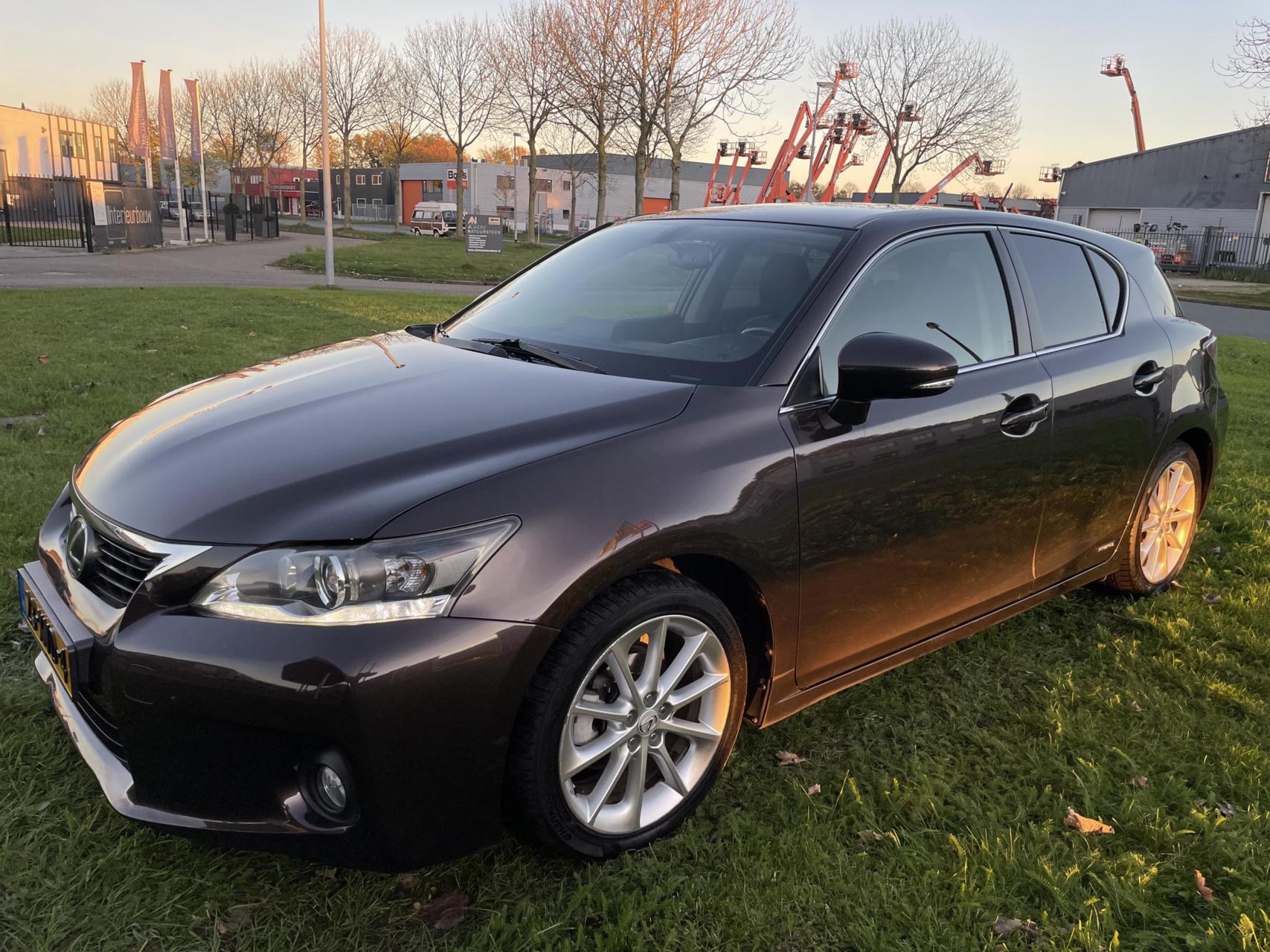 Foto van Lexus CT