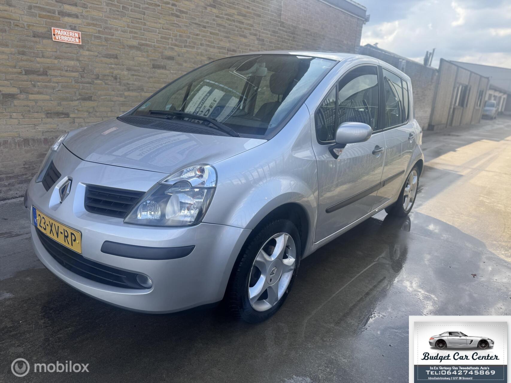 Renault Modus 1.6-16V Air Automaat -Hogeinstap 2007 - voorkant