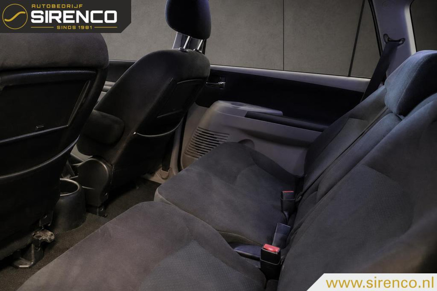 Foto van Mitsubishi Mitsubishi Grandis