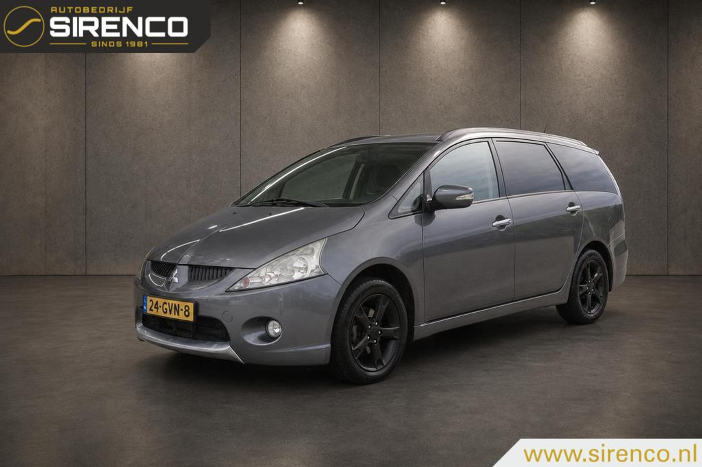 Mitsubishi Mitsubishi Grandis 2.4-16V | 7 zitter | automaat | trekhaak | hoge zit | climate & cruise control | 2008 - voorkant
