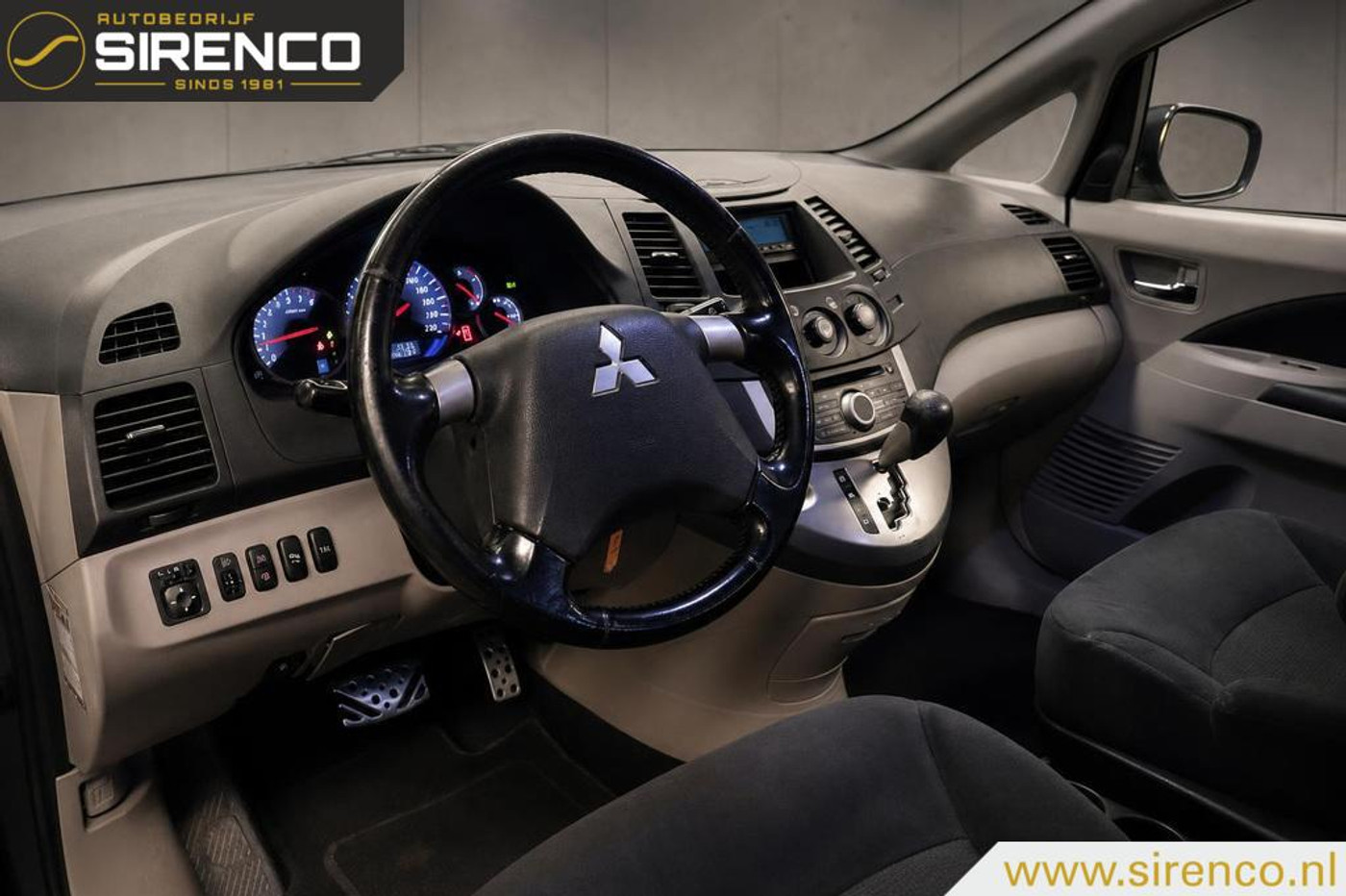 Foto van Mitsubishi Mitsubishi Grandis