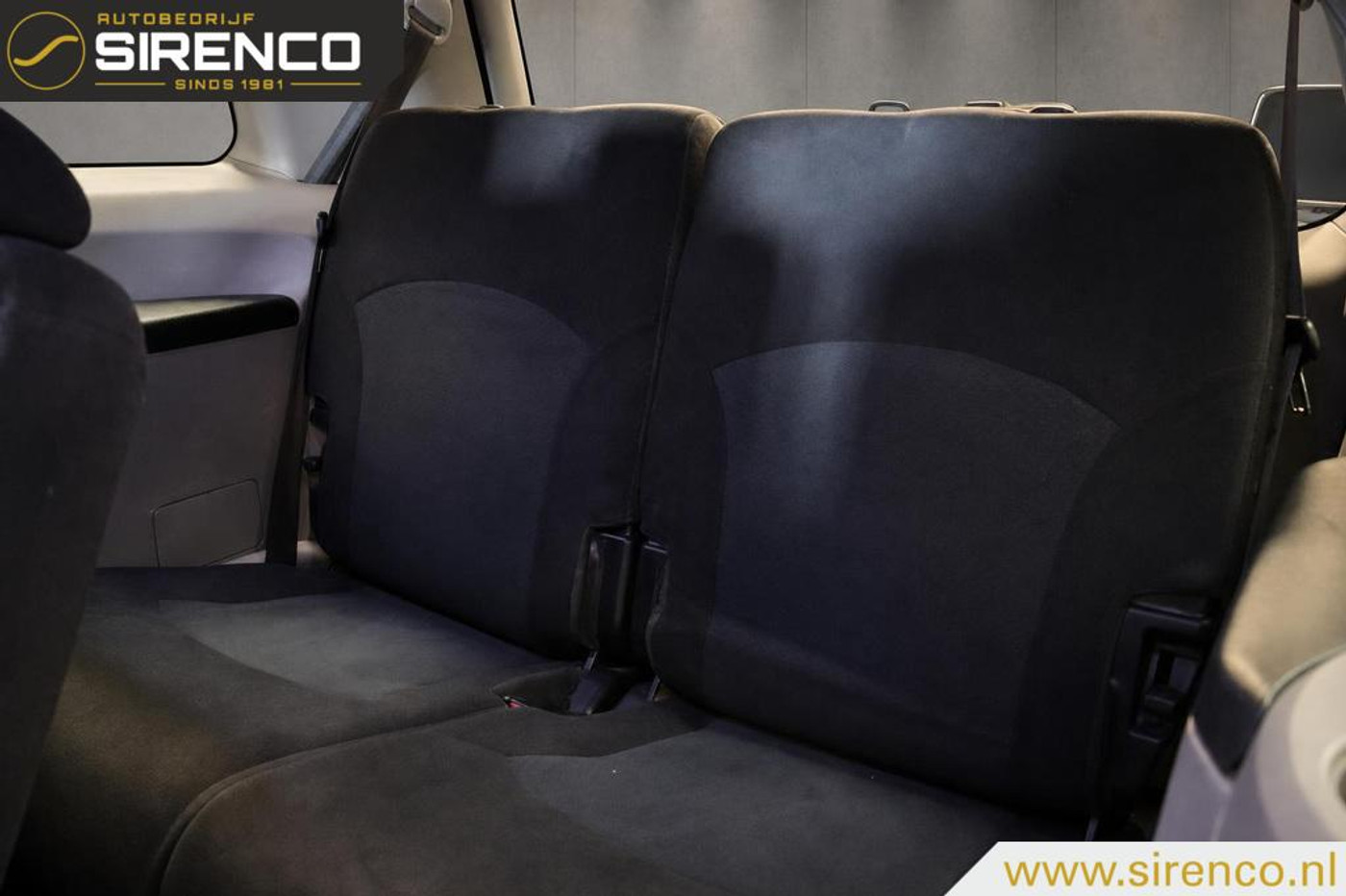 Foto van Mitsubishi Mitsubishi Grandis