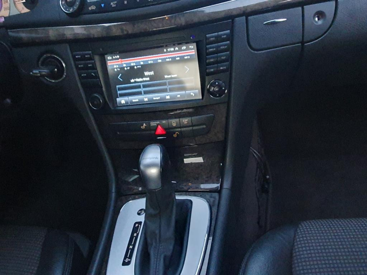 Foto van Mercedes-Benz E 200 Kompressor