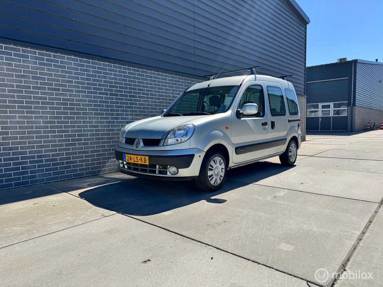 Renault Kangoo 1.2-16V Privilège Nette Auto APK NAP 2003 - voorkant
