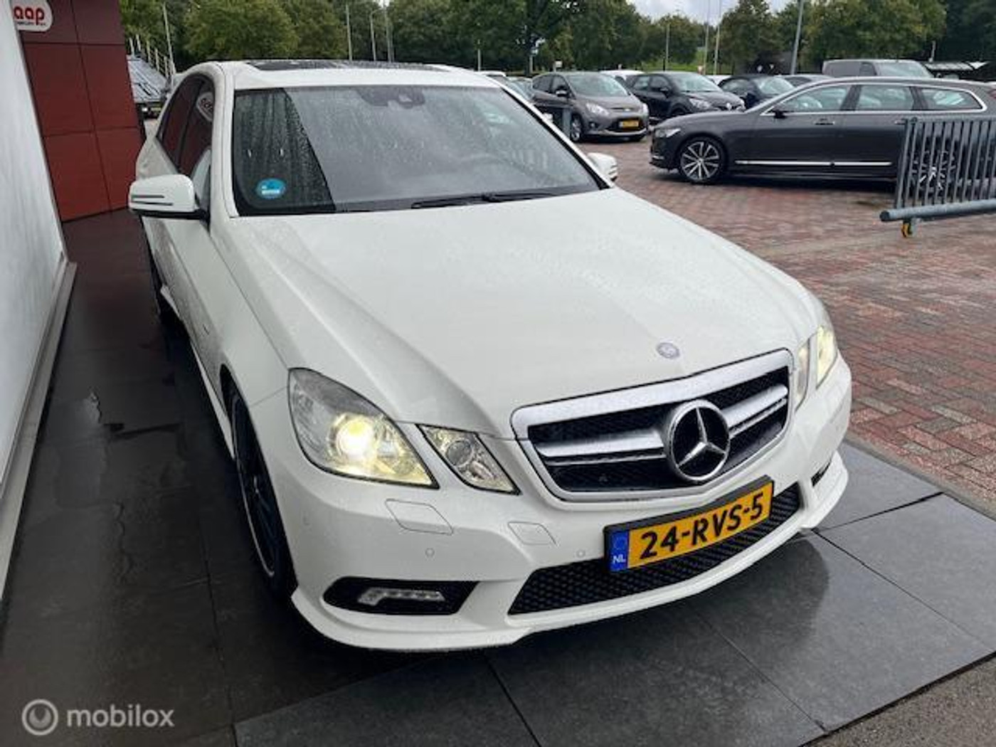 Foto van Mercedes-Benz E 350 Cgi