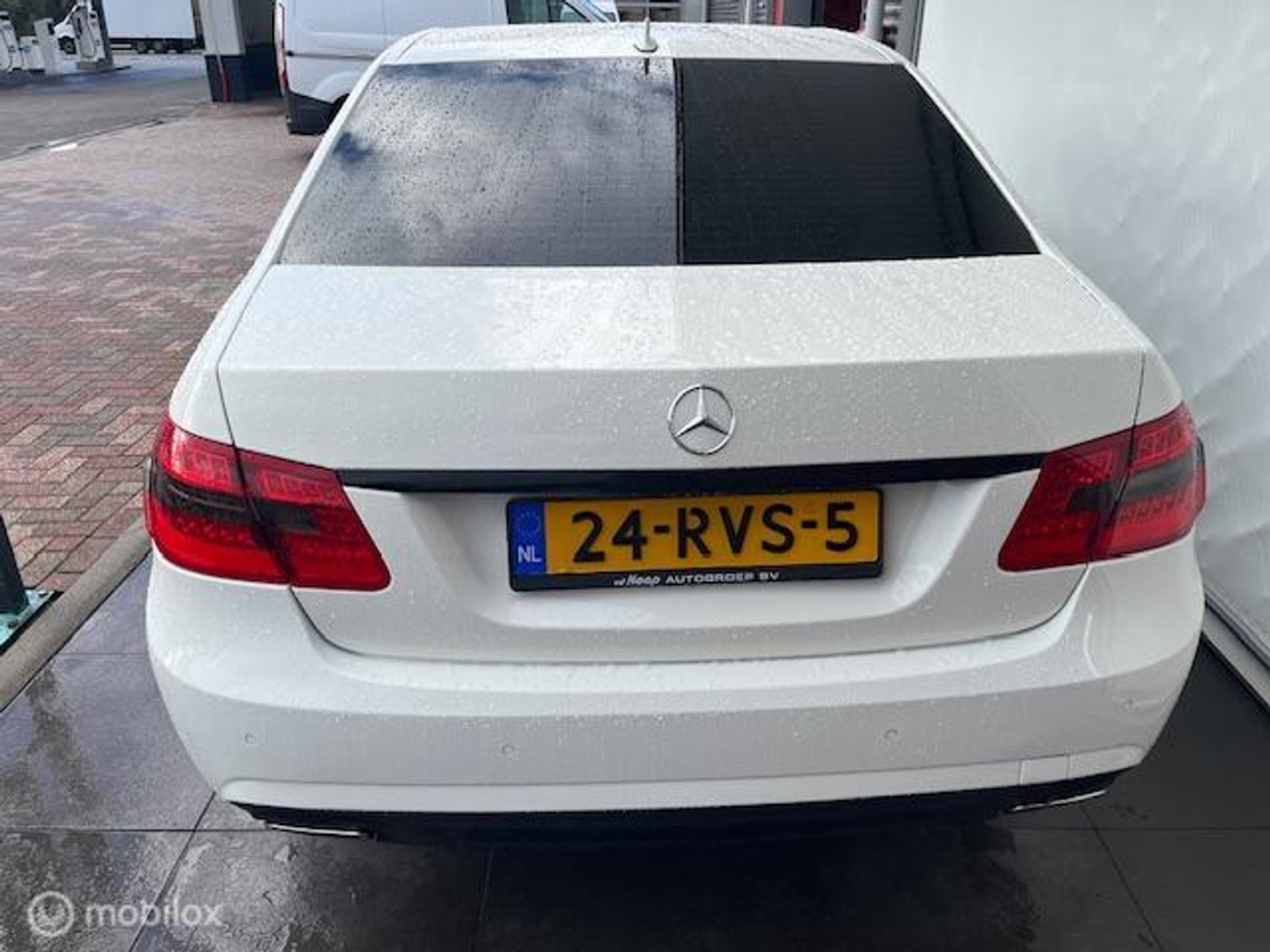 Foto van Mercedes-Benz E 350 Cgi