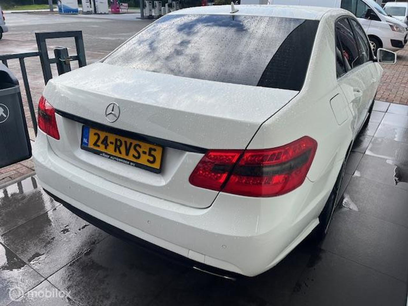 Foto van Mercedes-Benz E 350 Cgi