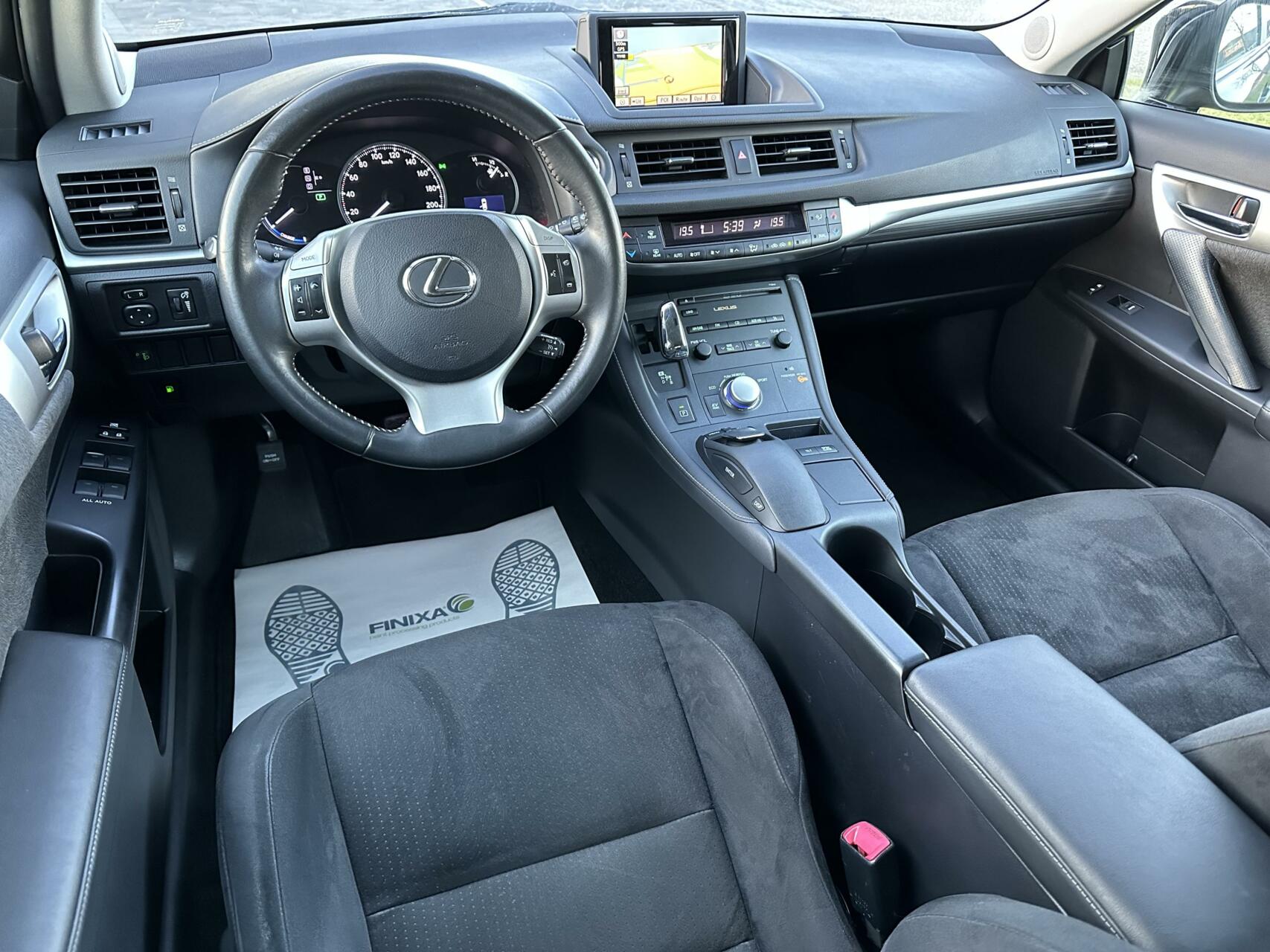 Foto van Lexus CT