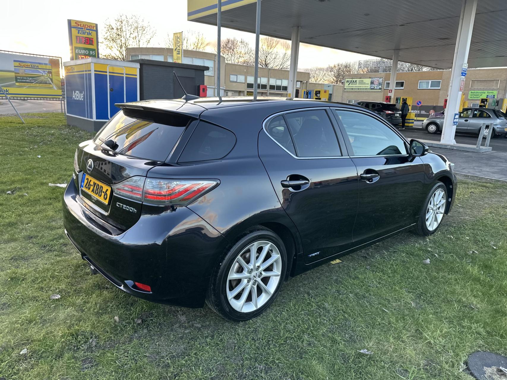 Foto van Lexus CT