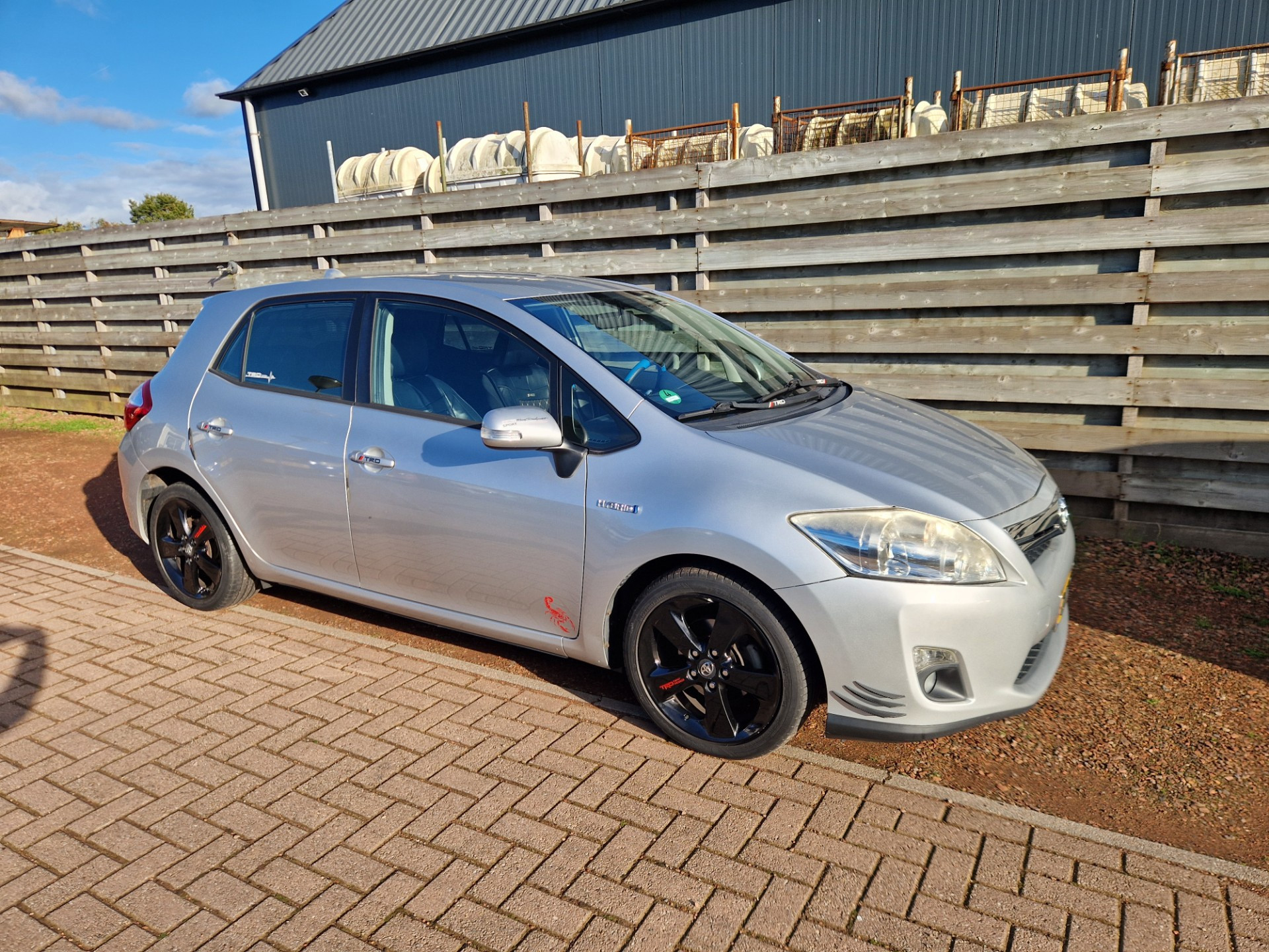 Toyota Auris 1.8 Full Hybrid Dynamic 2011 - voorkant