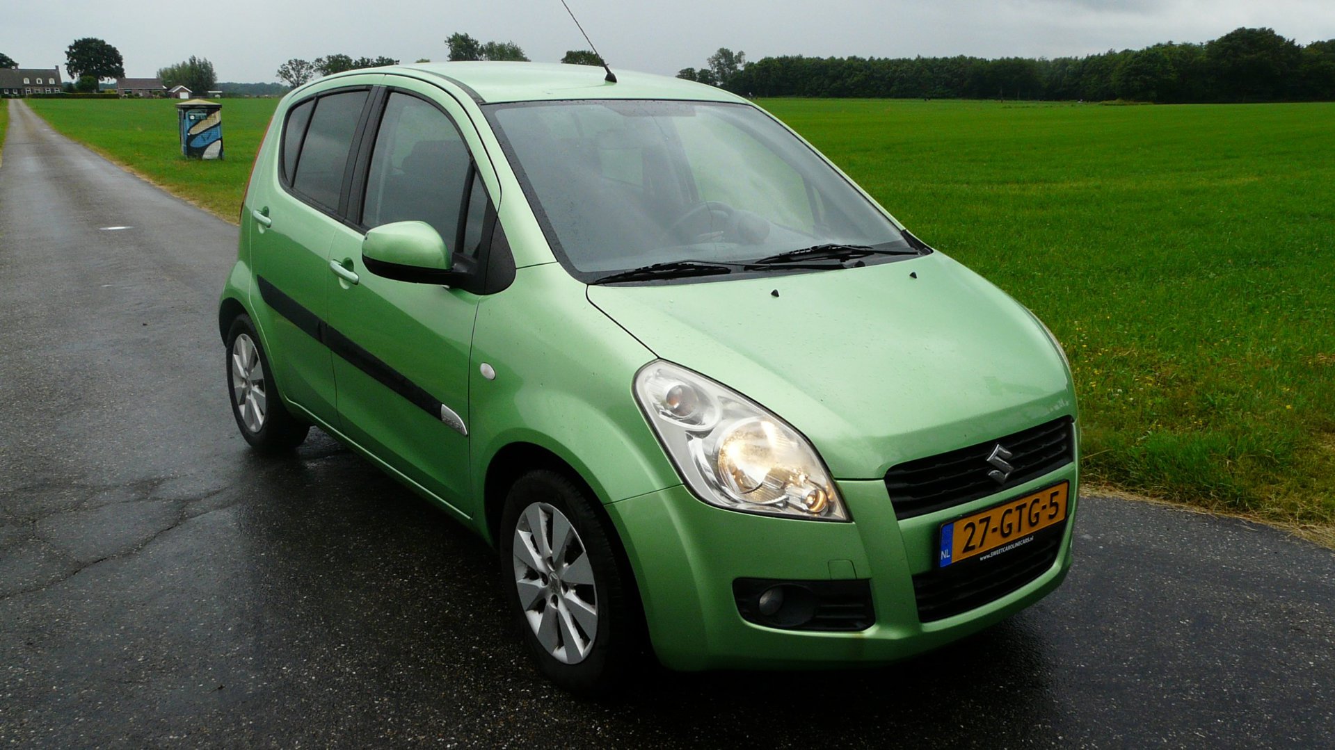 Foto van Suzuki Splash