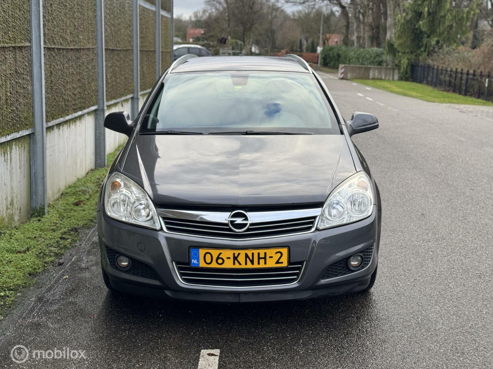 Foto van Opel Astra Wagon