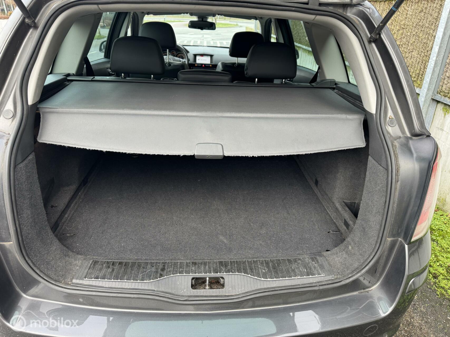 Foto van Opel Astra Wagon