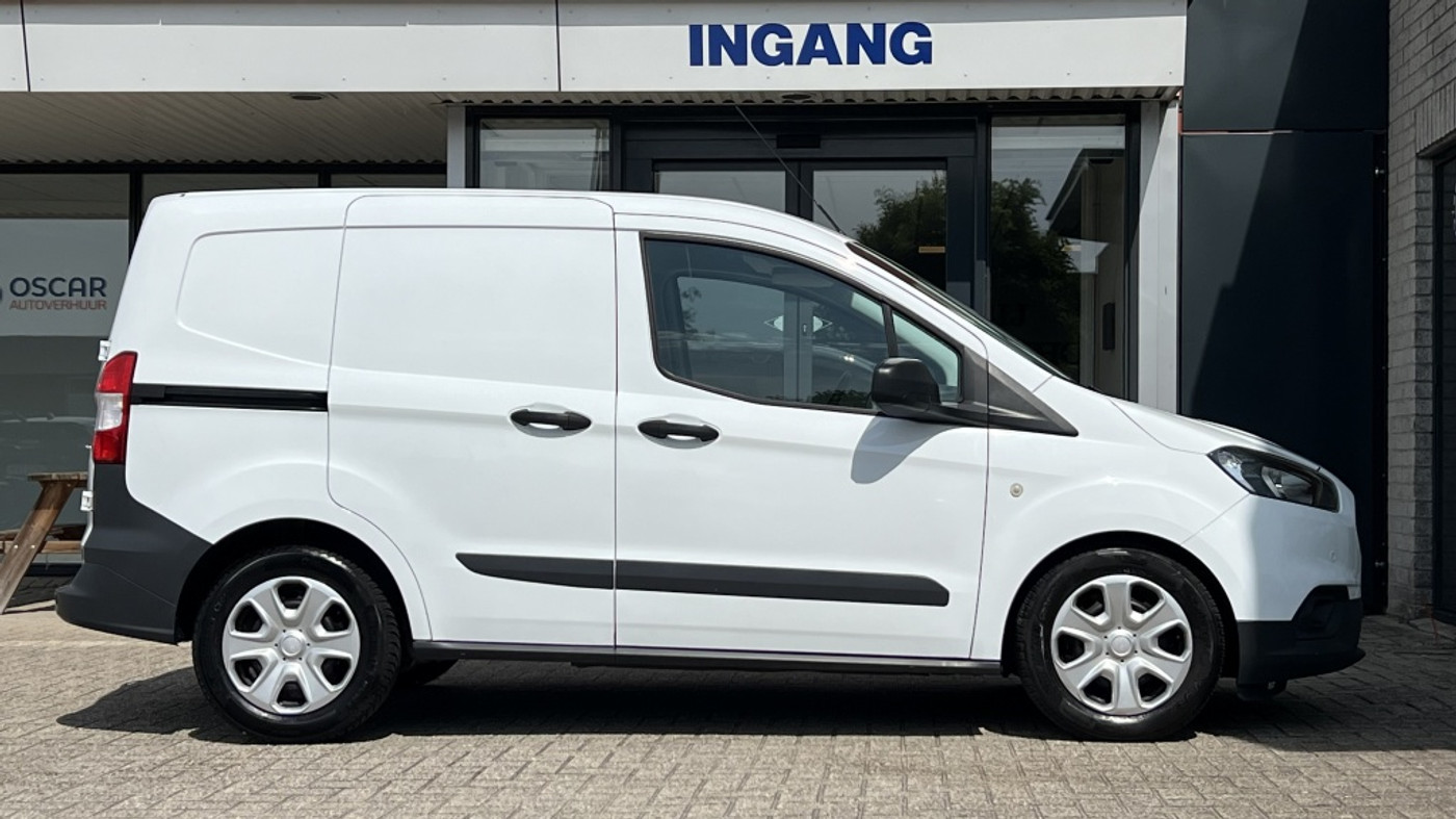 Foto van Ford Transit Courier