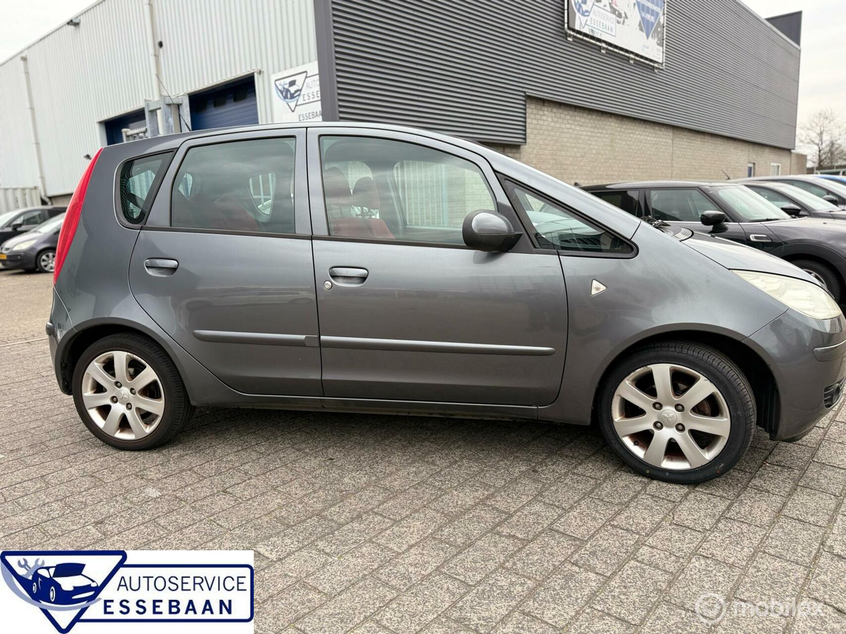 Foto van Mitsubishi Colt
