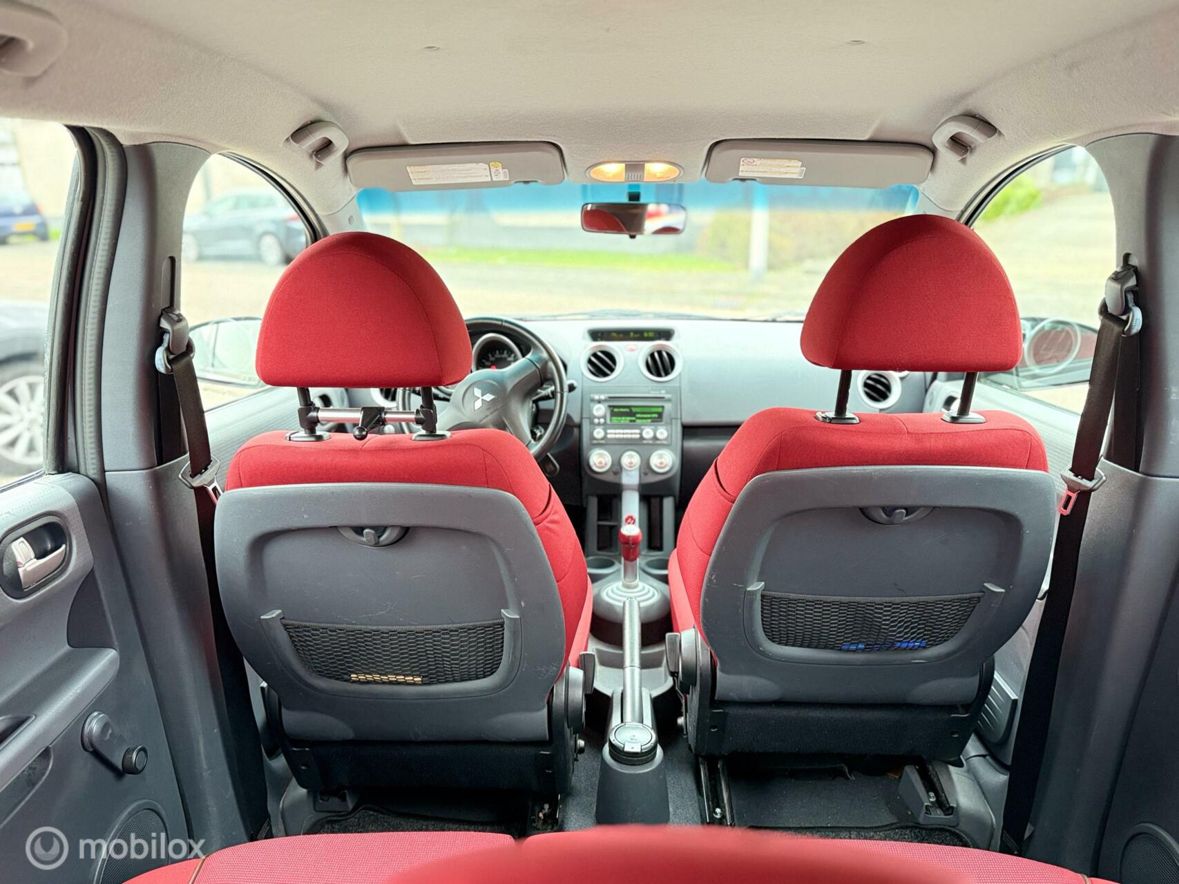 Foto van Mitsubishi Colt