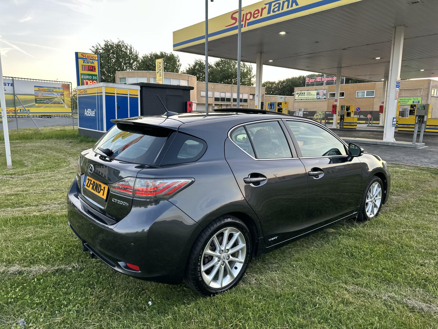 Foto van Lexus CT