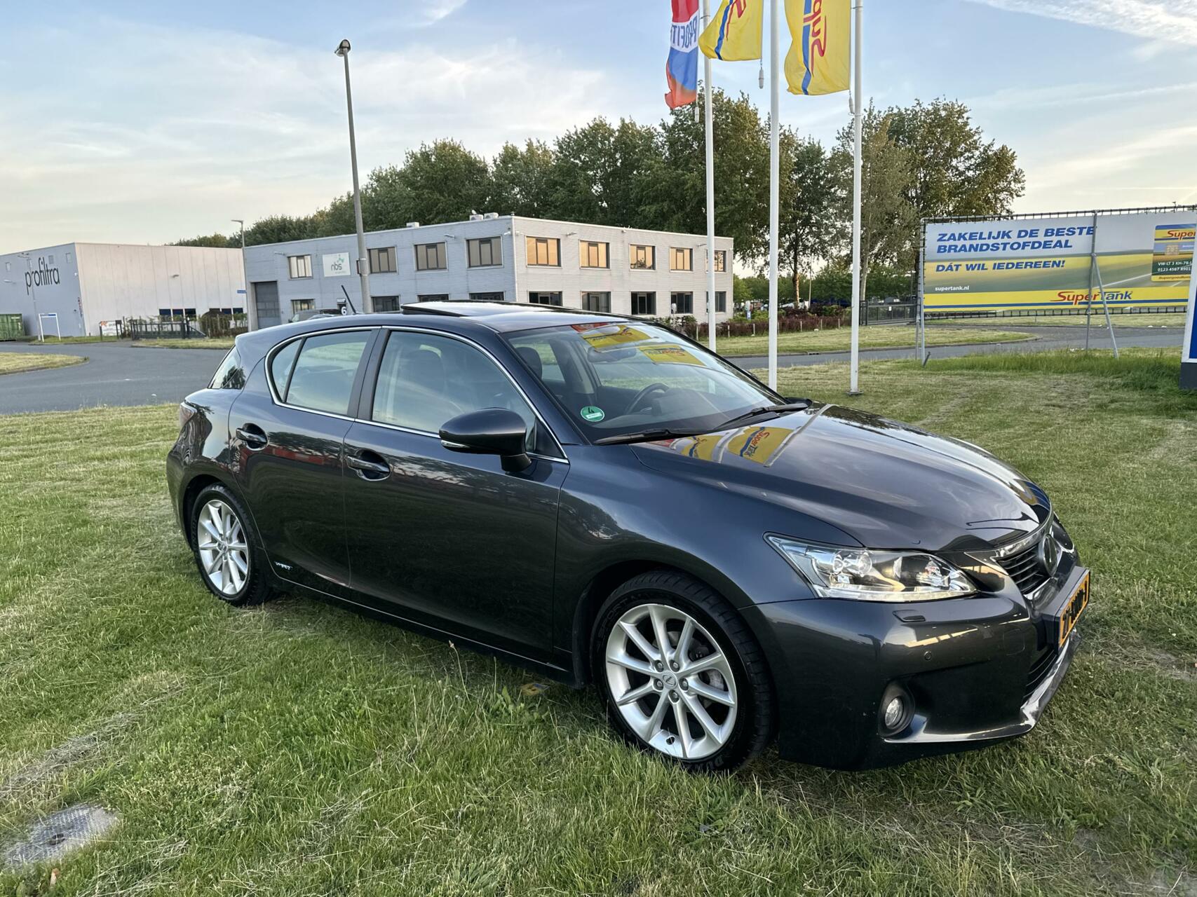 Foto van Lexus CT