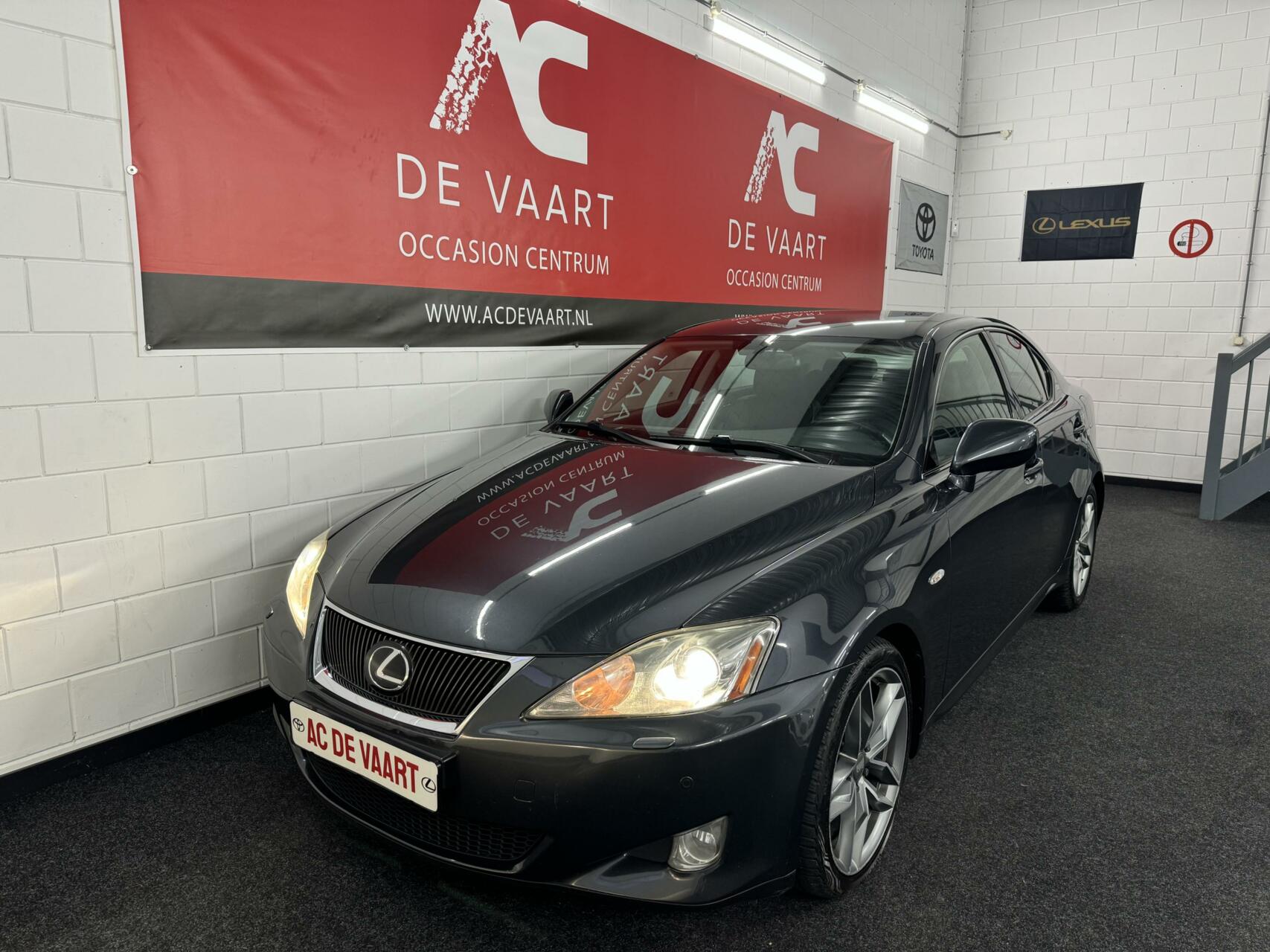 Foto van Lexus Is