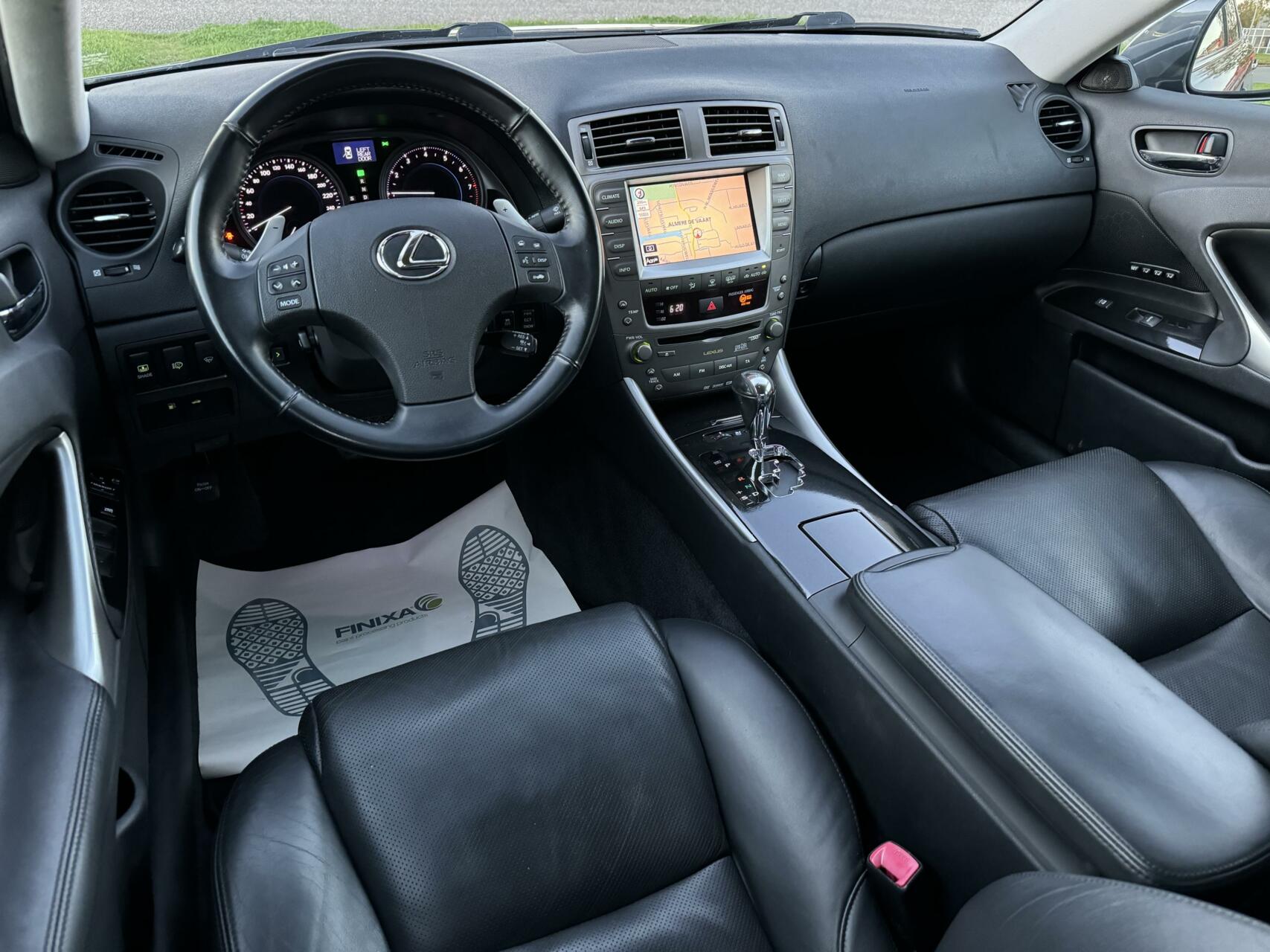 Foto van Lexus Is