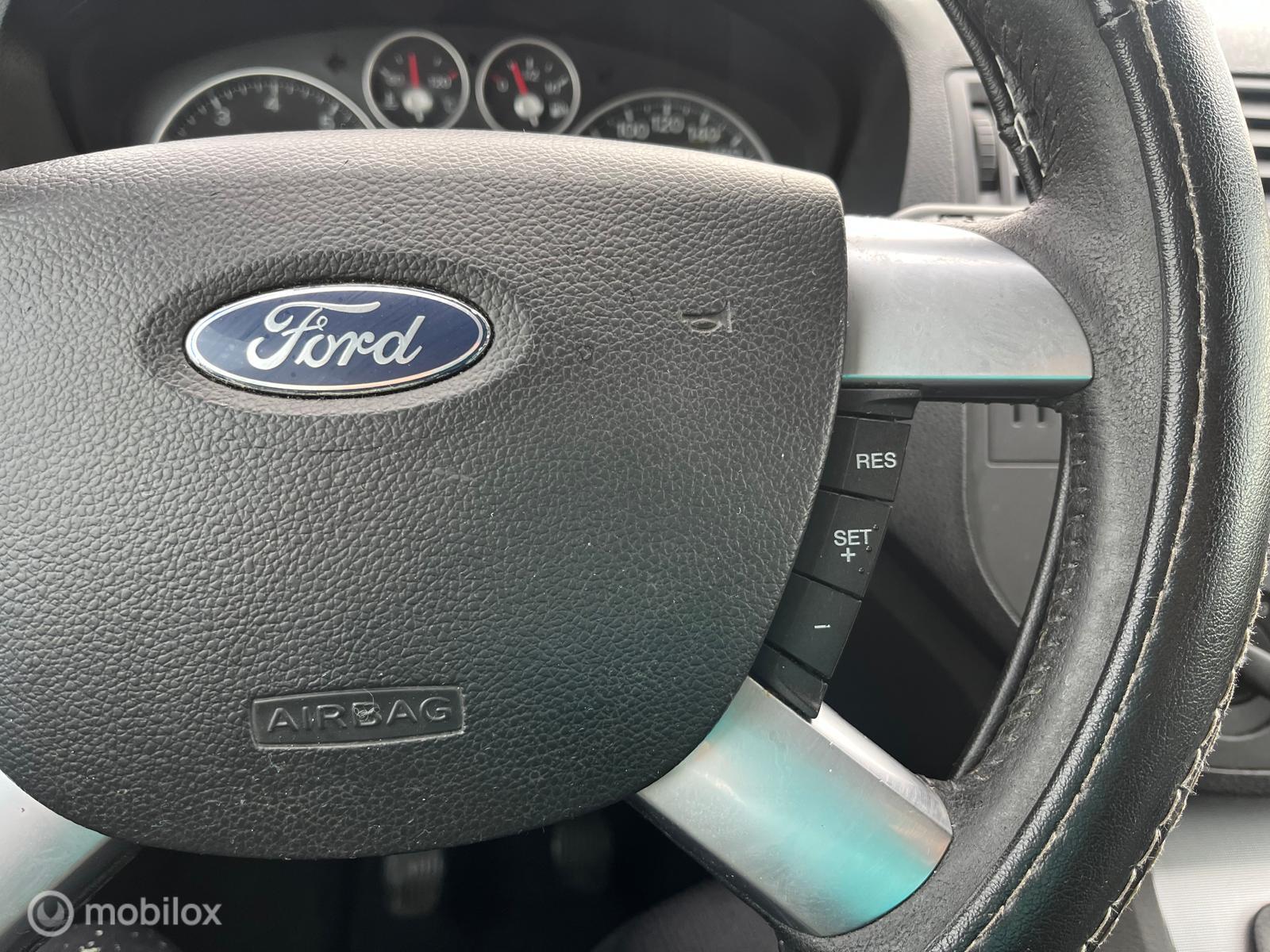 Foto van Ford Focus C-max
