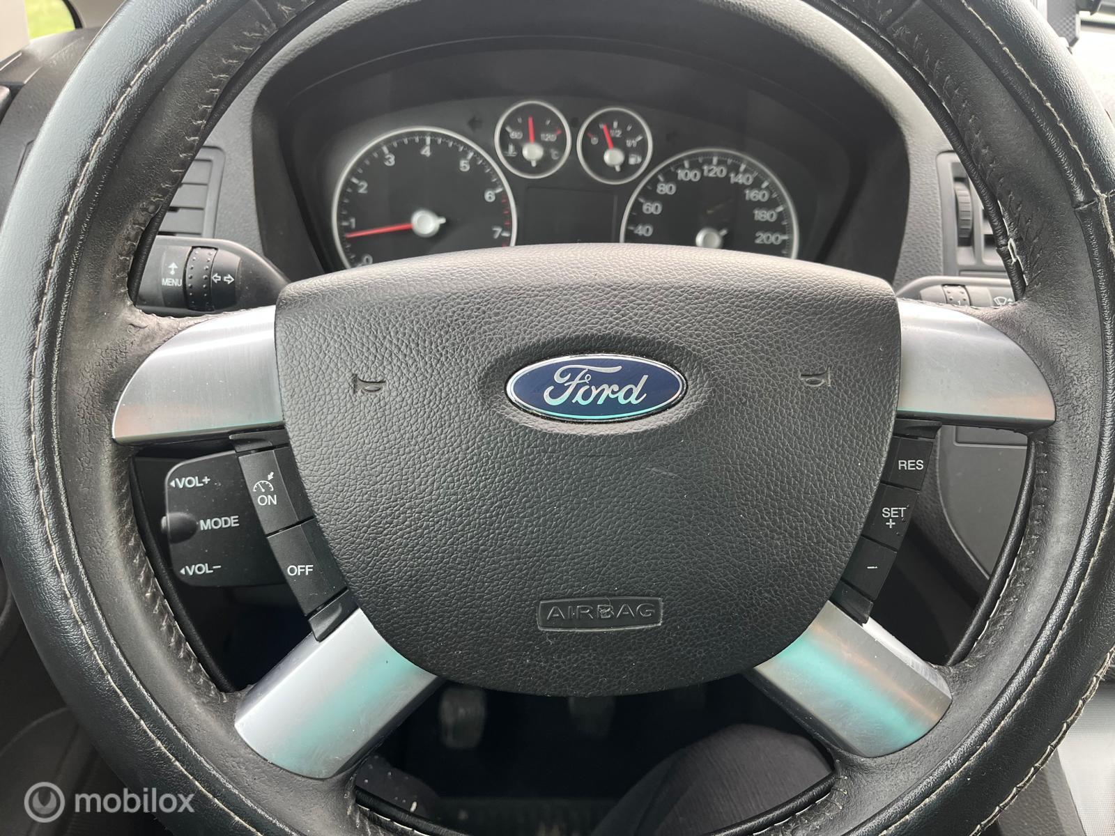 Foto van Ford Focus C-max