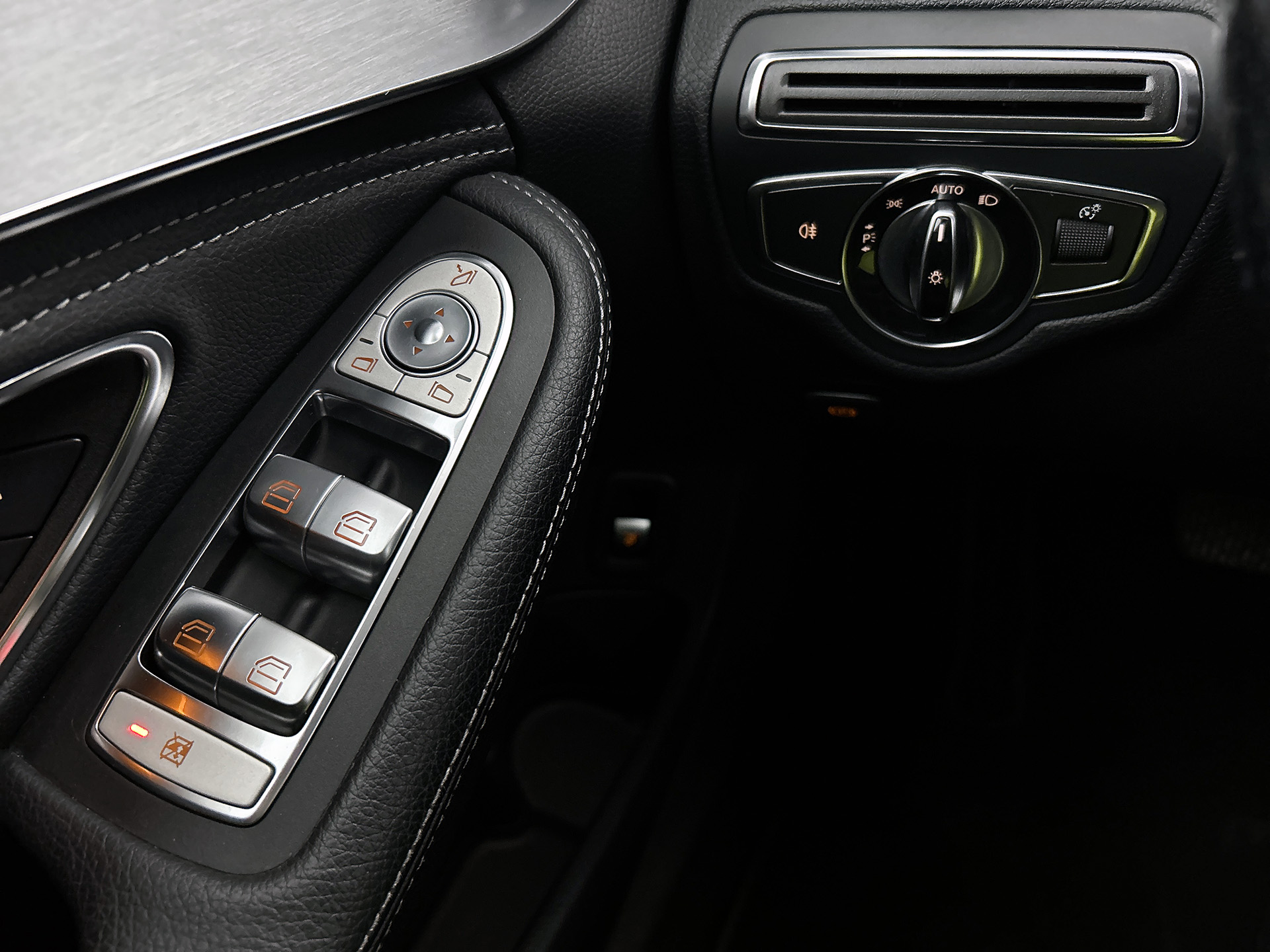 Foto van Mercedes-Benz C 220 Bluetec