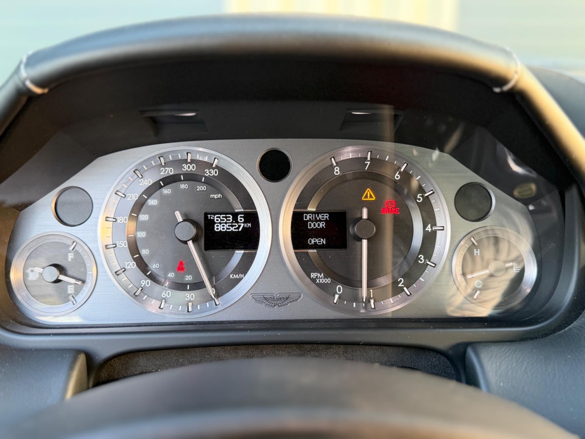 Foto van Aston Martin V8 Vantage