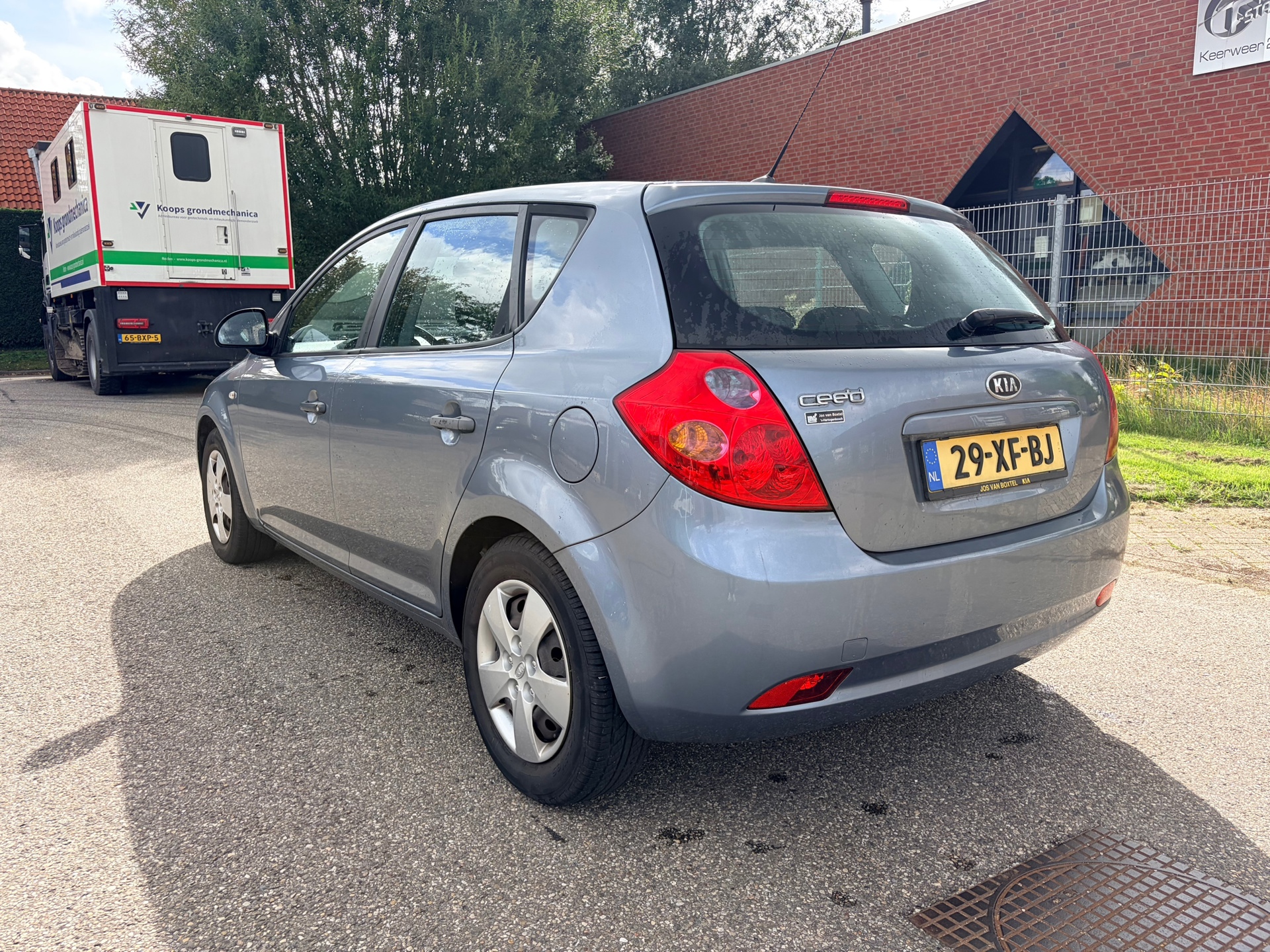 Foto van Kia Cee D