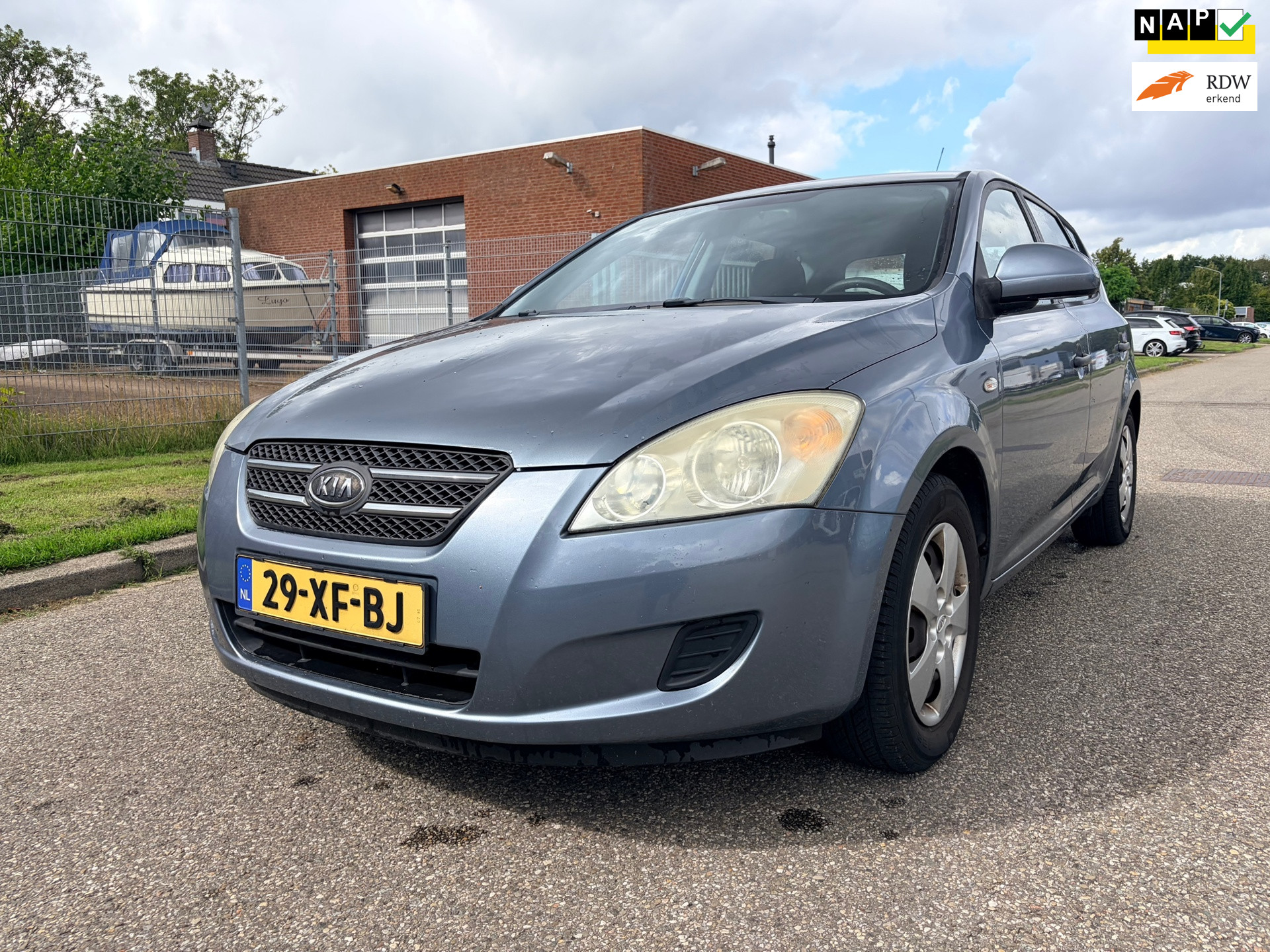Kia Cee D 1.4 X-tra 2007 - voorkant