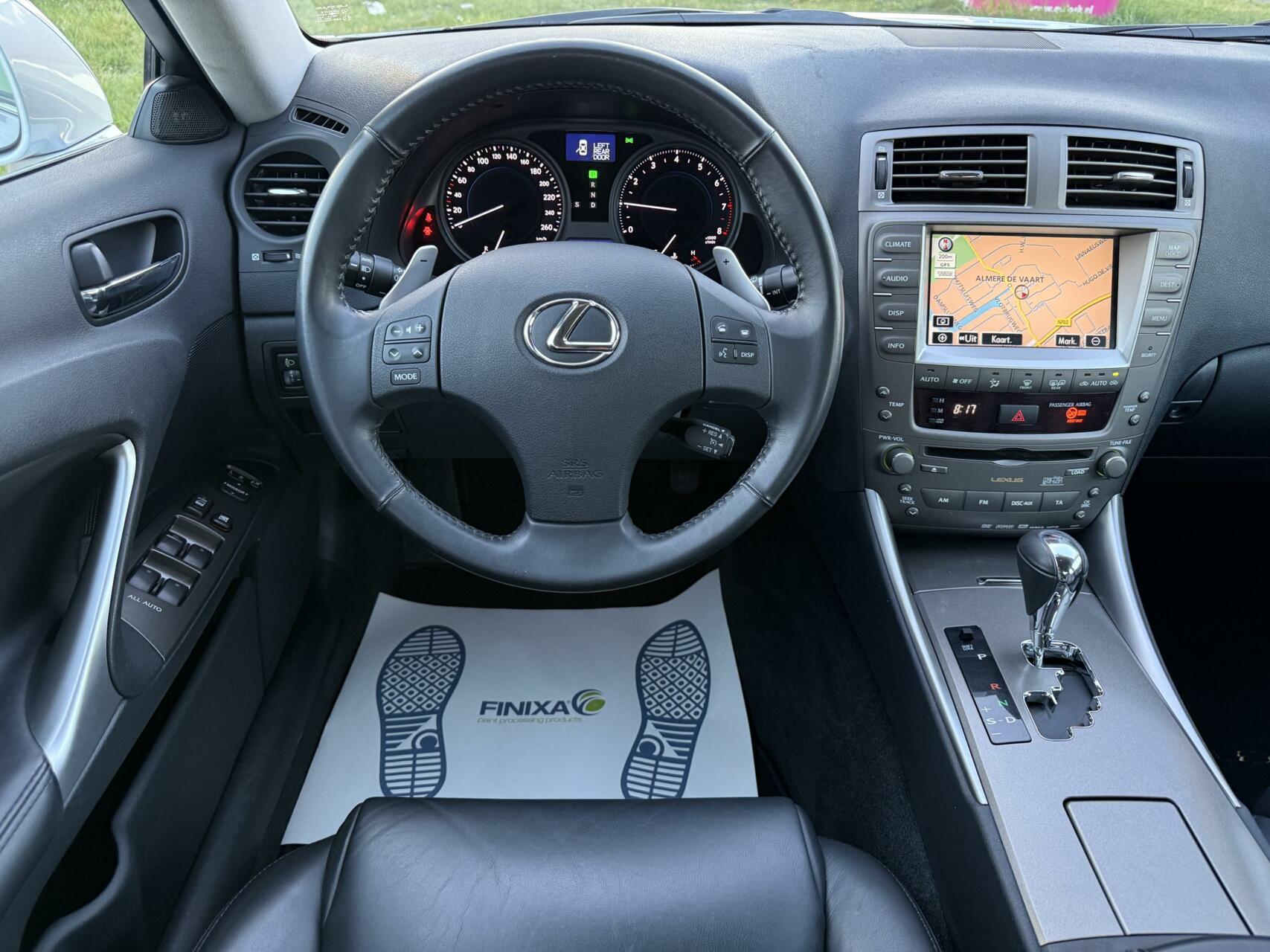 Foto van Lexus Is